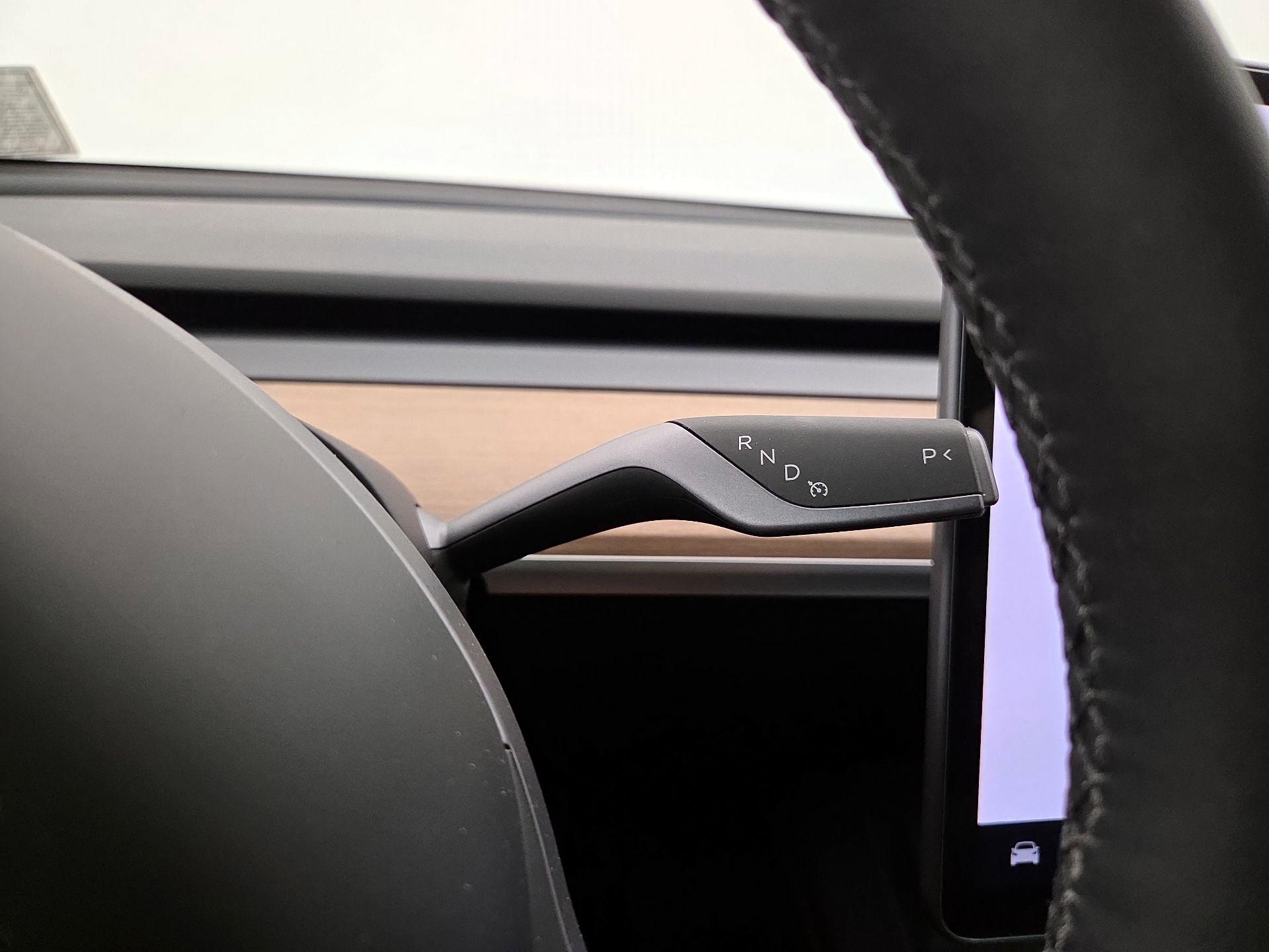 Thumbnail: 2025 Tesla Model Y - 17