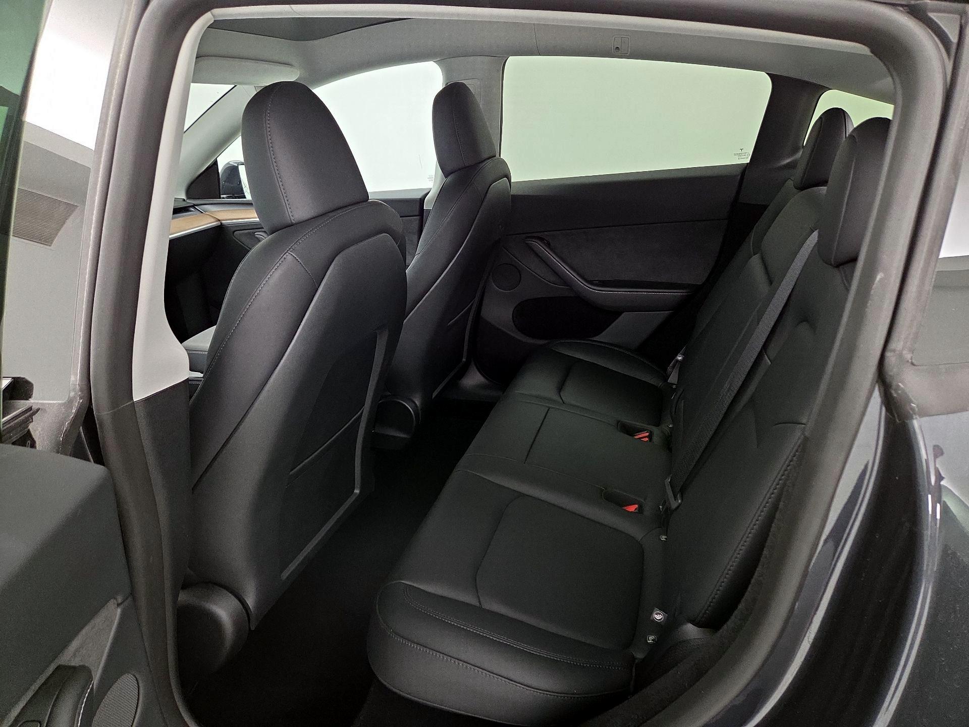 Thumbnail: 2025 Tesla Model Y - 18