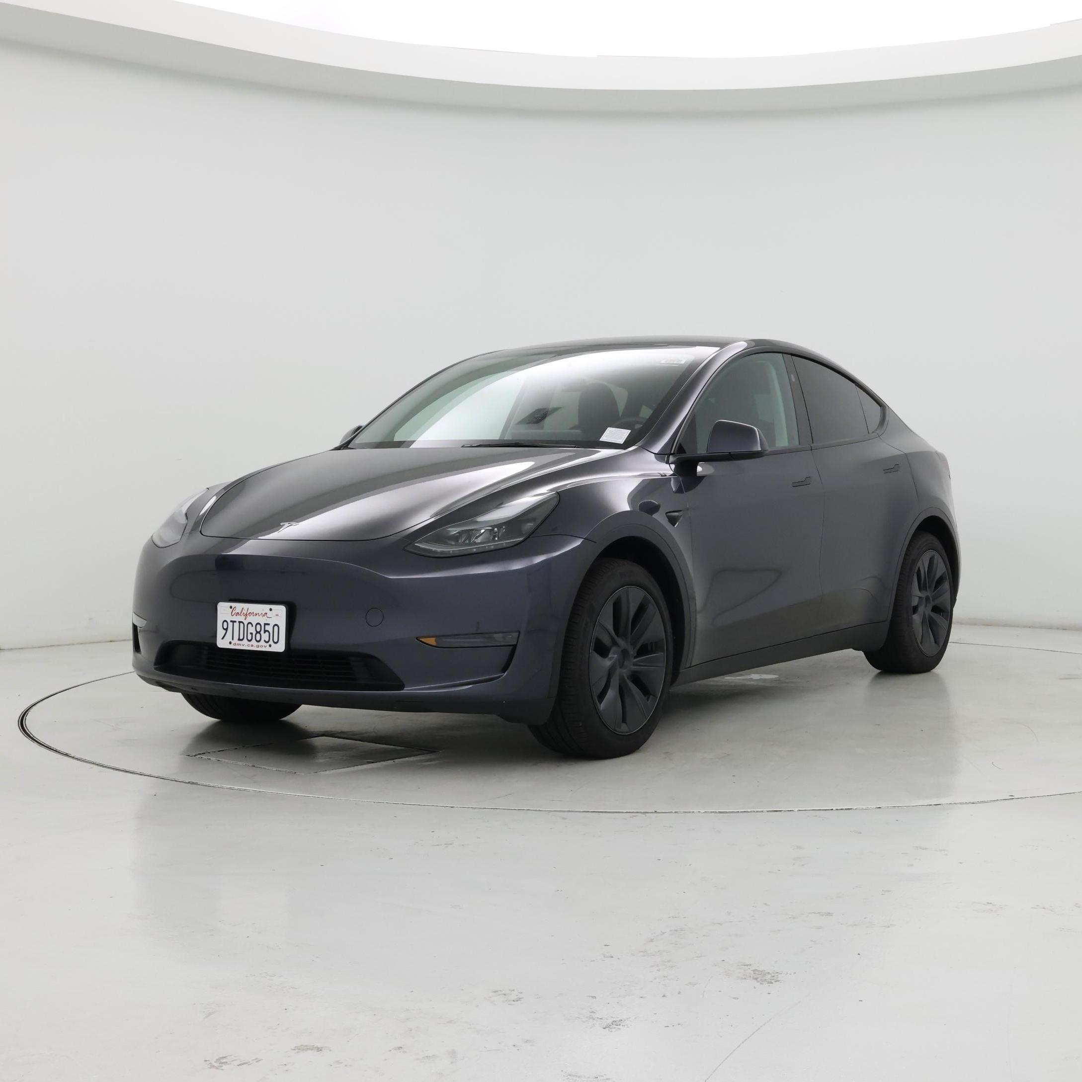 Thumbnail: 2025 Tesla Model Y - 4