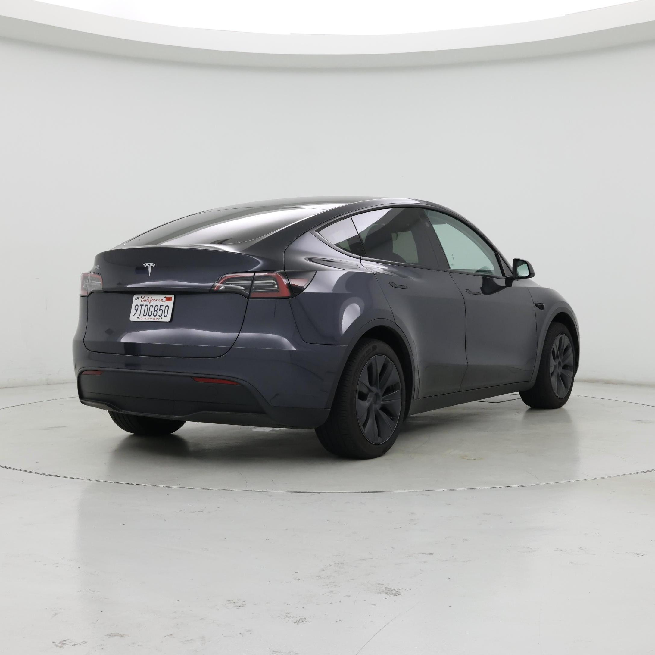 Thumbnail: 2025 Tesla Model Y - 8