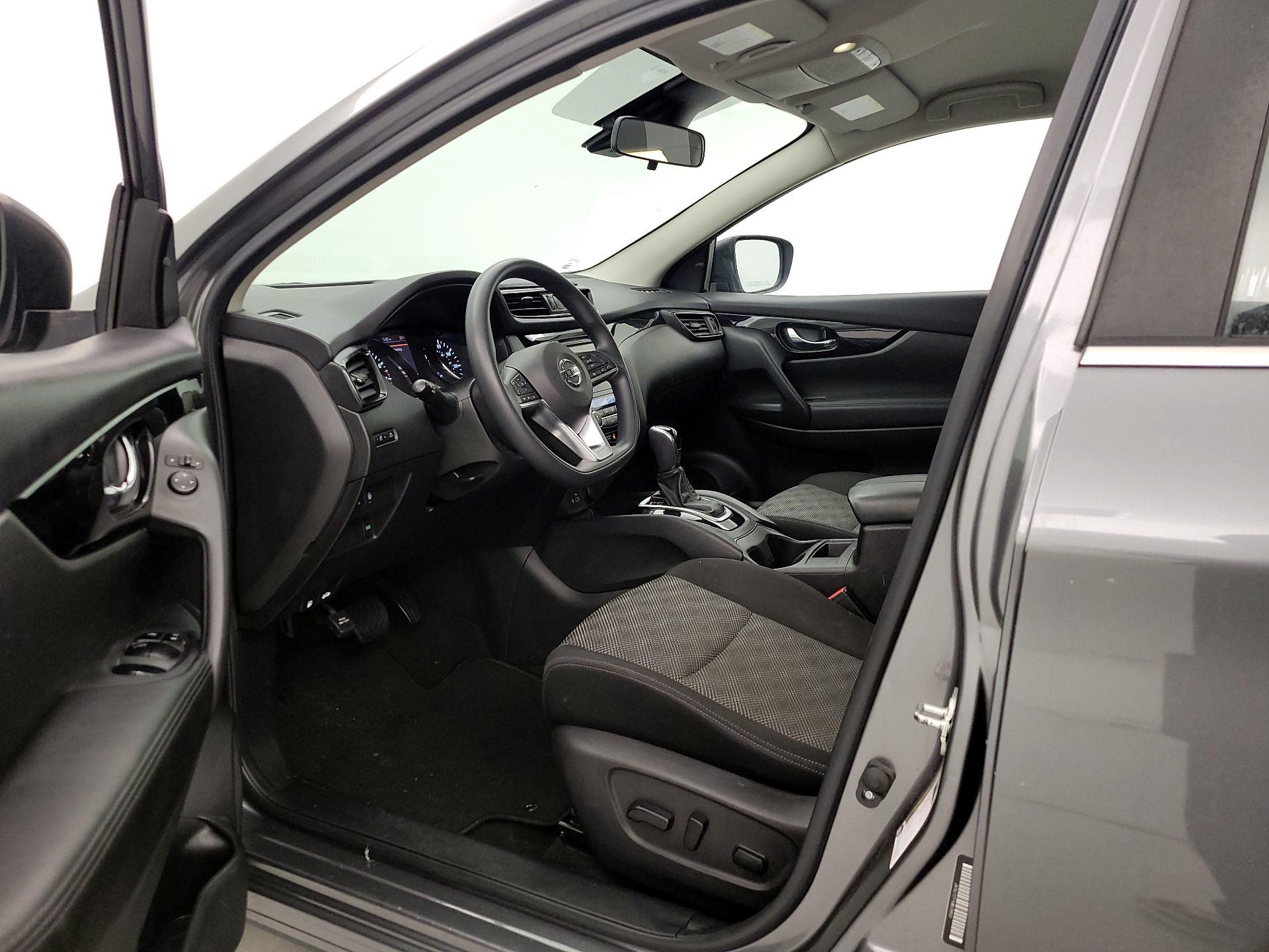 Thumbnail: 2019 Nissan Rogue Sport - 11