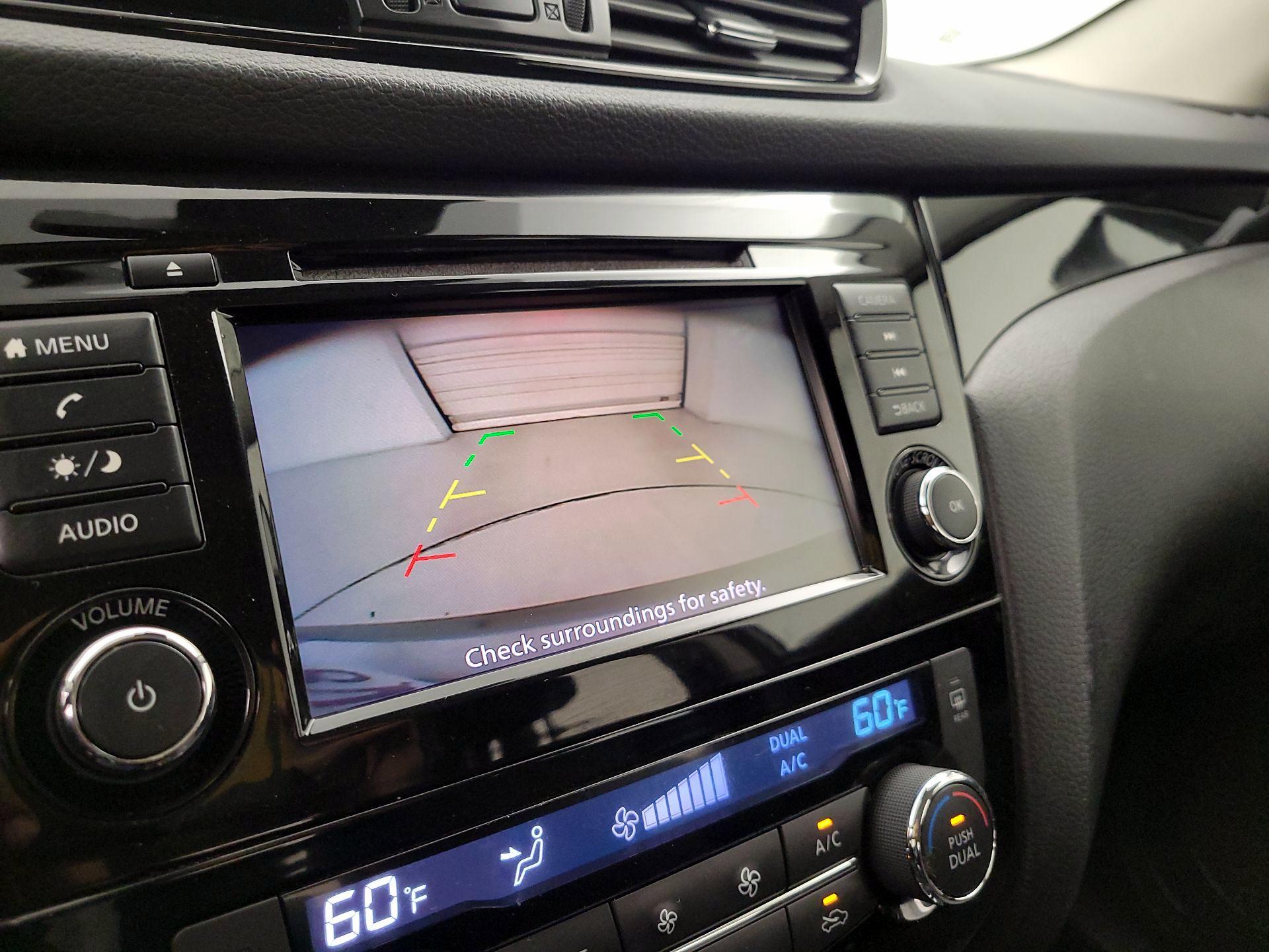 Thumbnail: 2019 Nissan Rogue Sport - 14