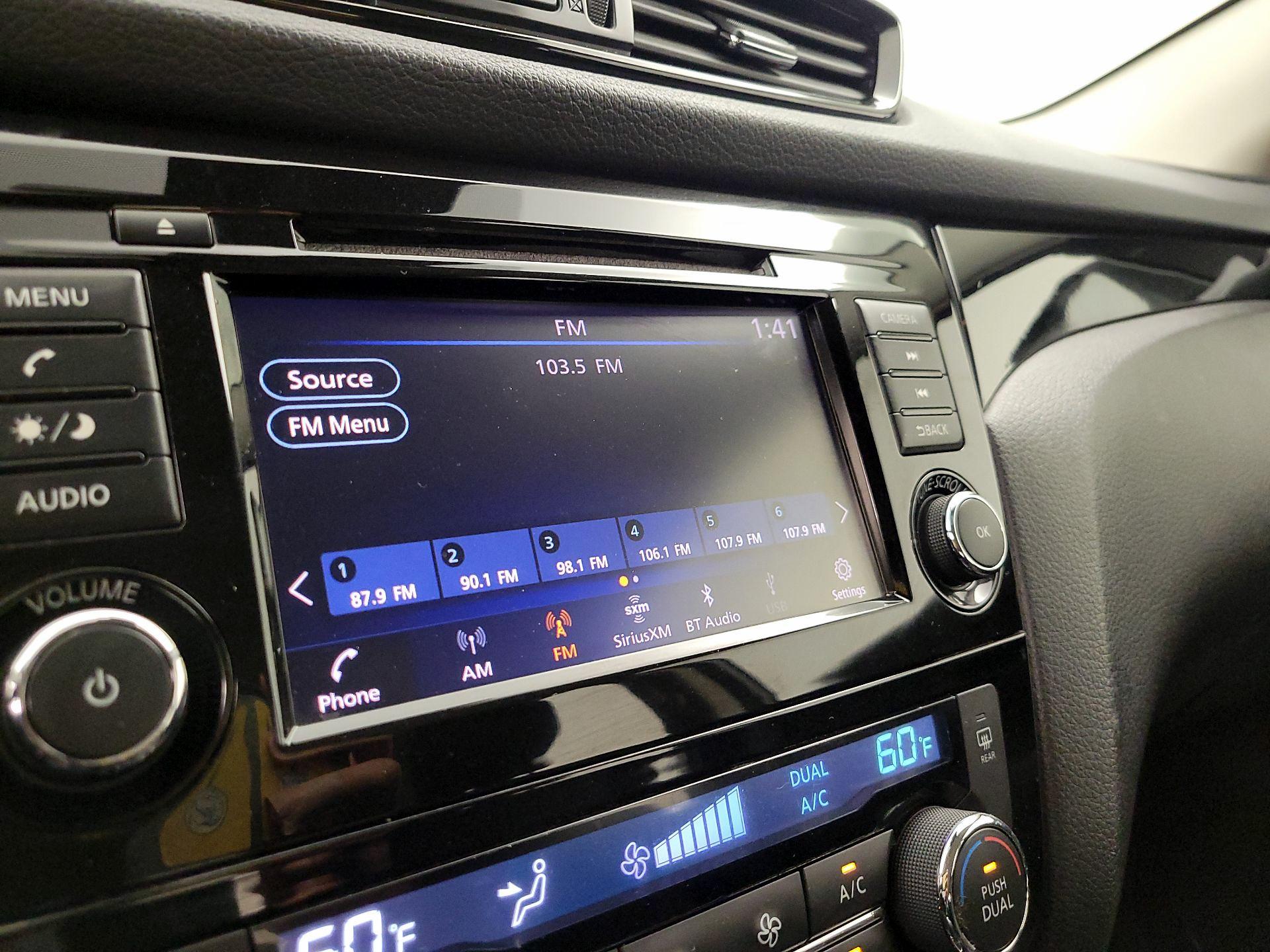 Thumbnail: 2019 Nissan Rogue Sport - 15