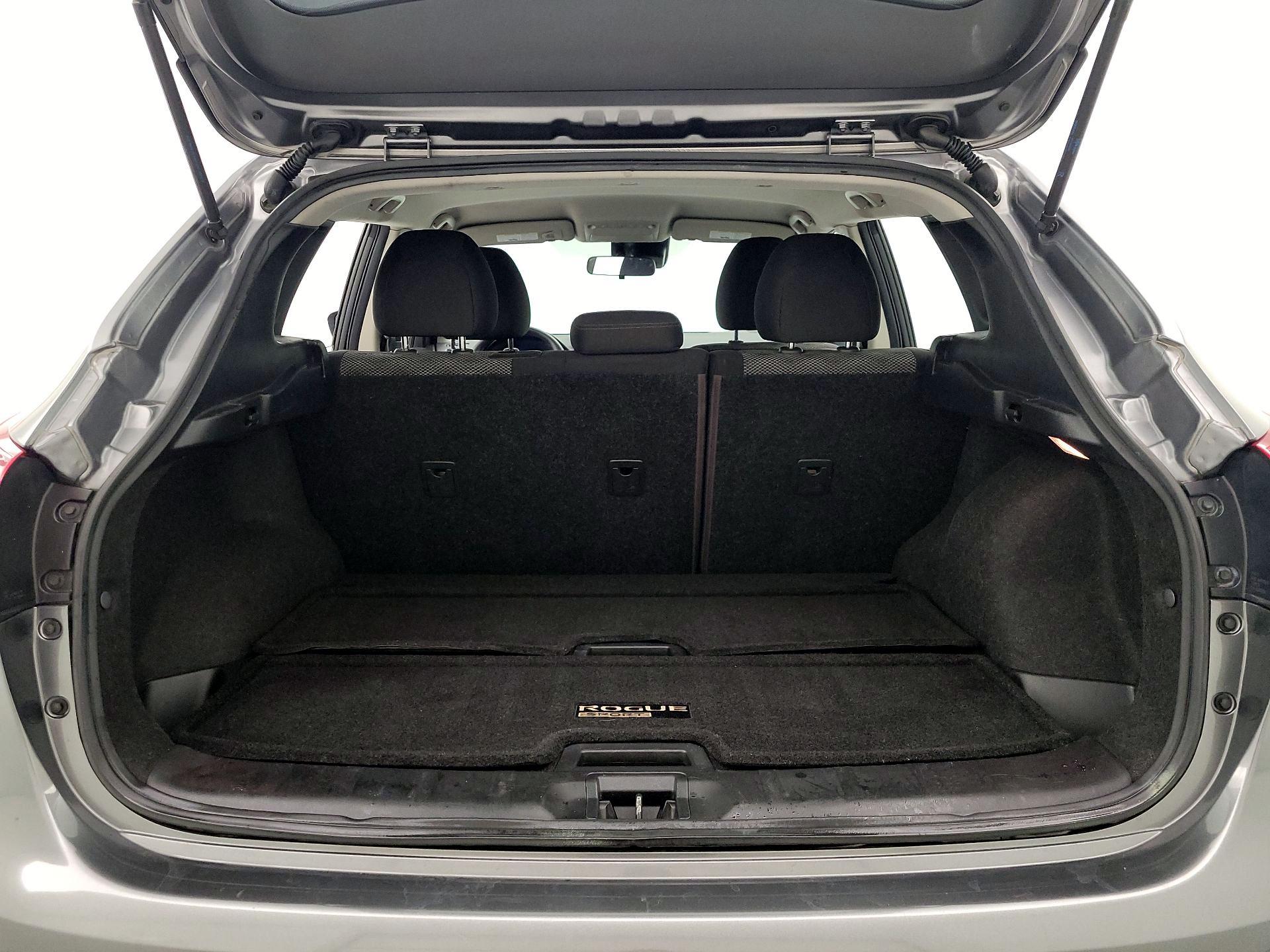 Thumbnail: 2019 Nissan Rogue Sport - 20