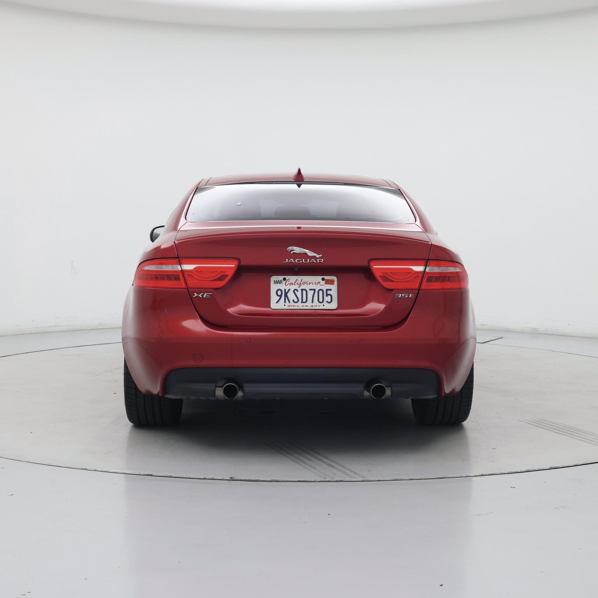 Thumbnail: 2017 Jaguar XE - 6