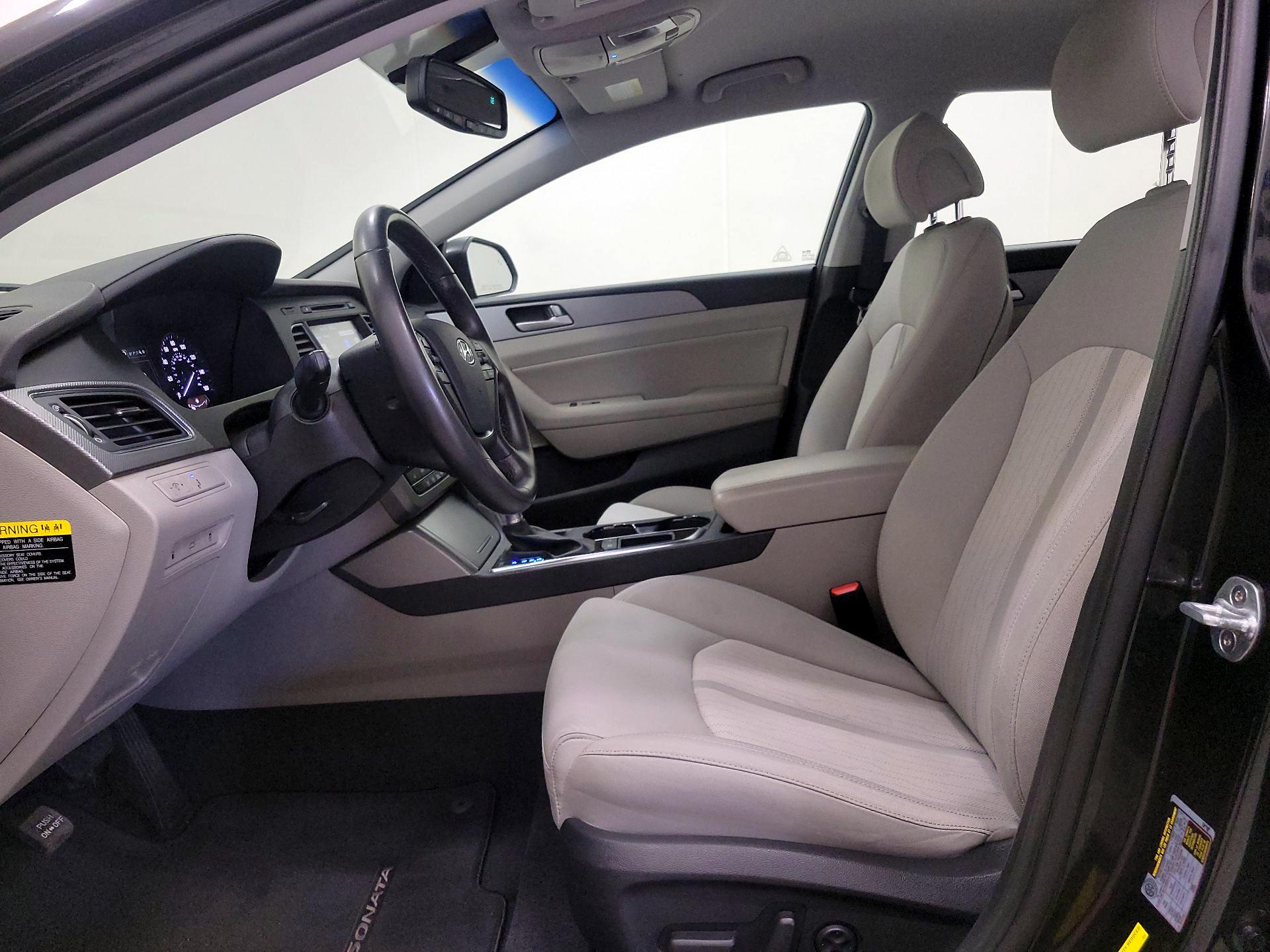 Thumbnail: 2017 Hyundai Sonata - 11