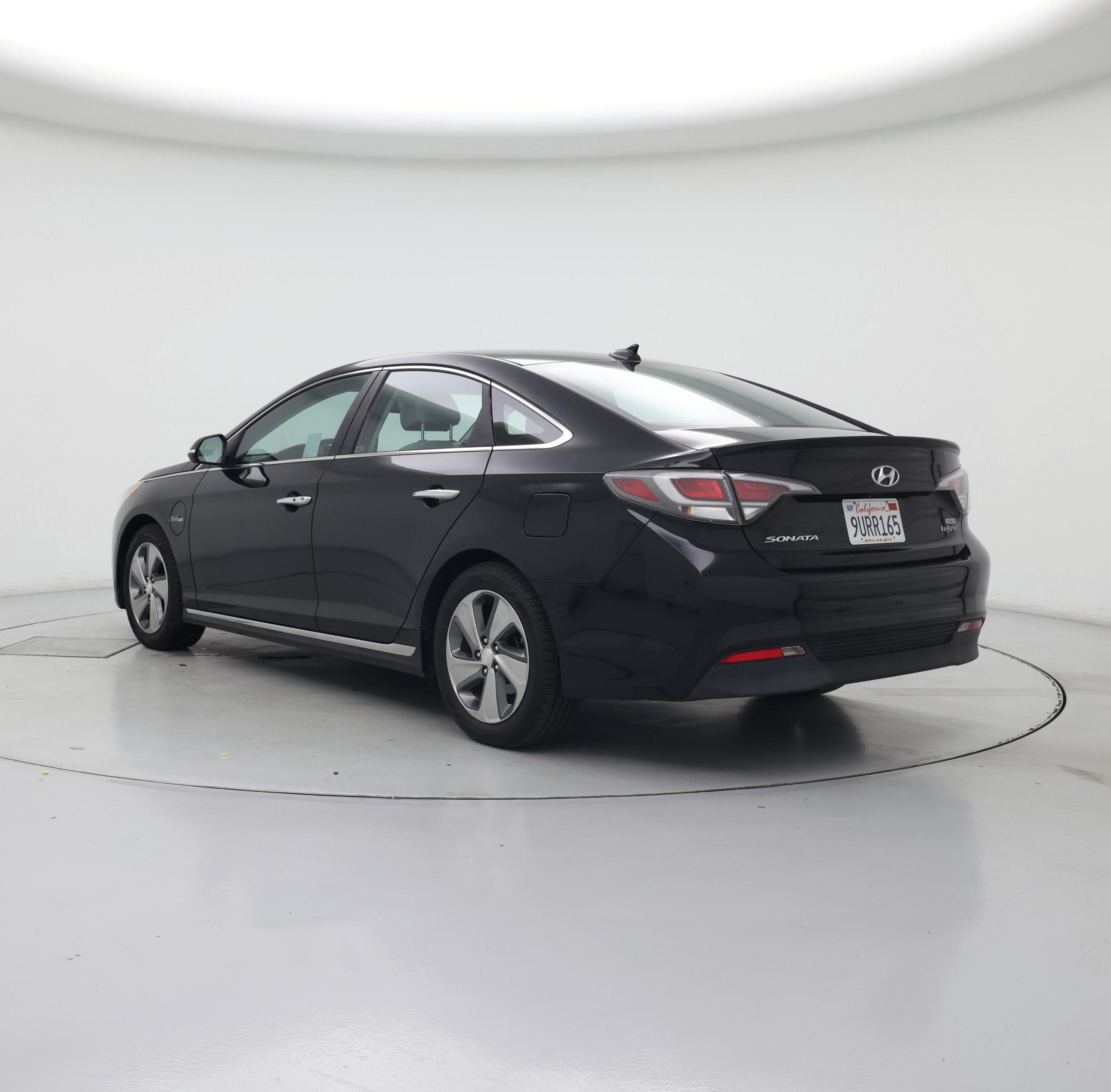 Thumbnail: 2017 Hyundai Sonata - 2