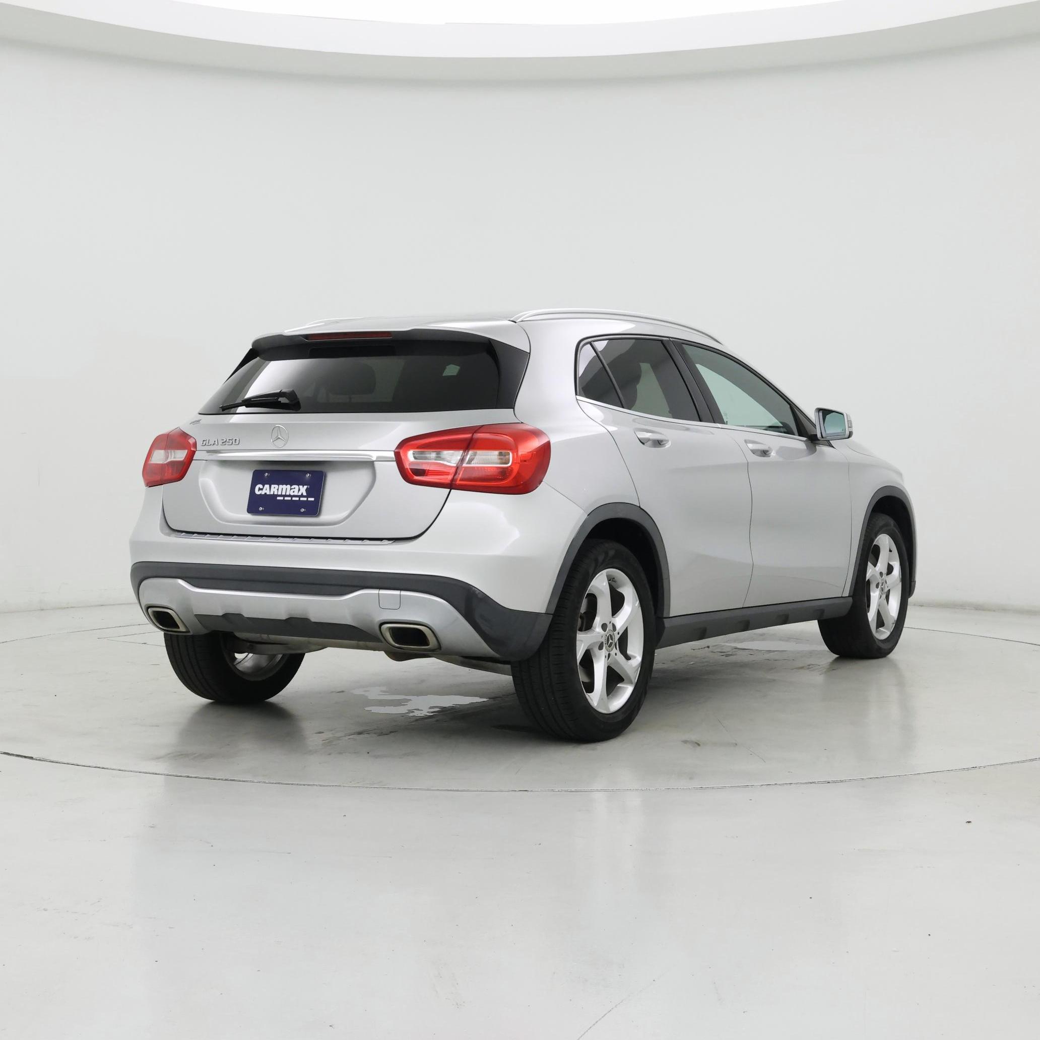 Thumbnail: 2020 Mercedes-Benz GLA - 8