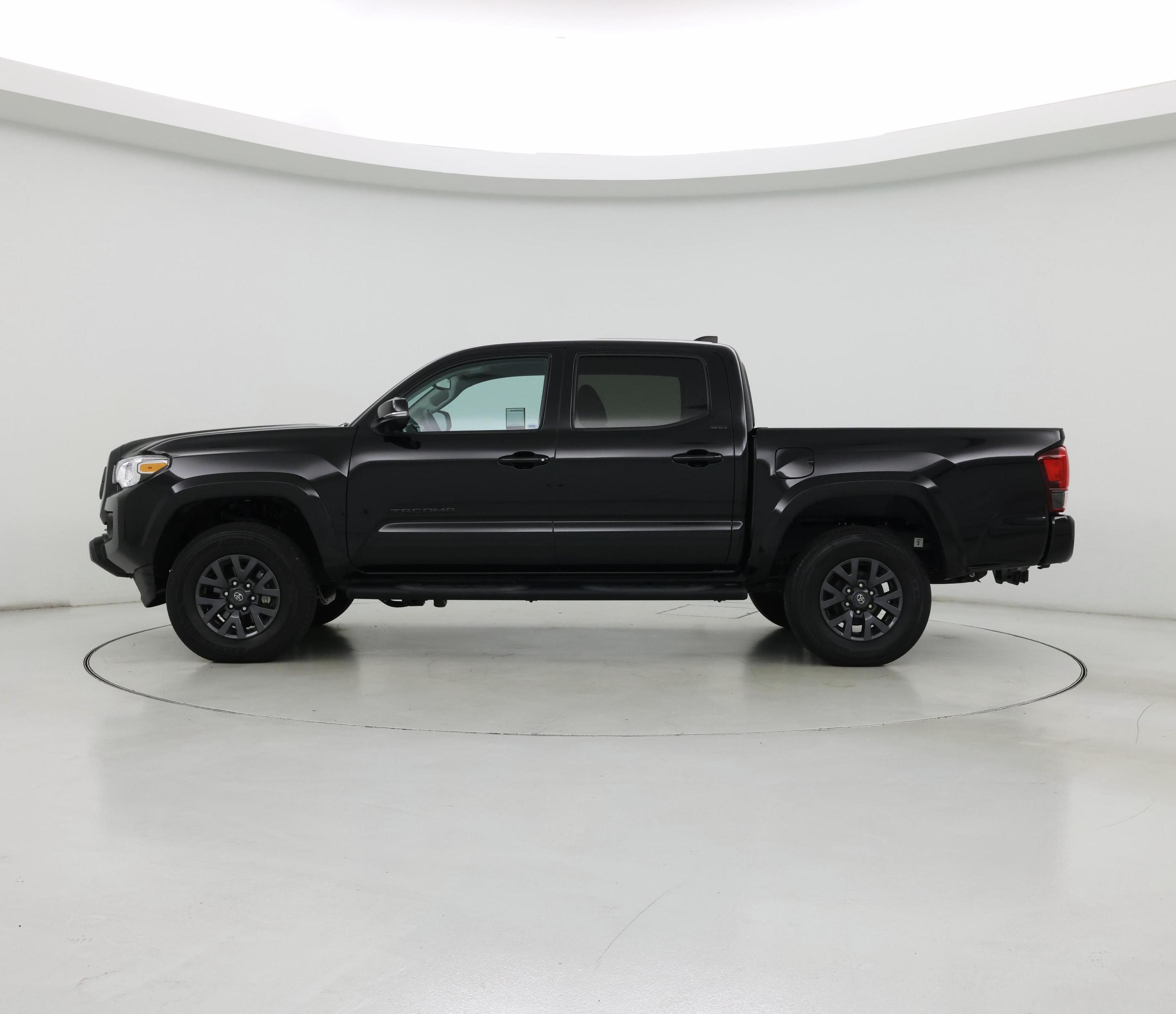 Thumbnail: 2023 Toyota Tacoma - 3