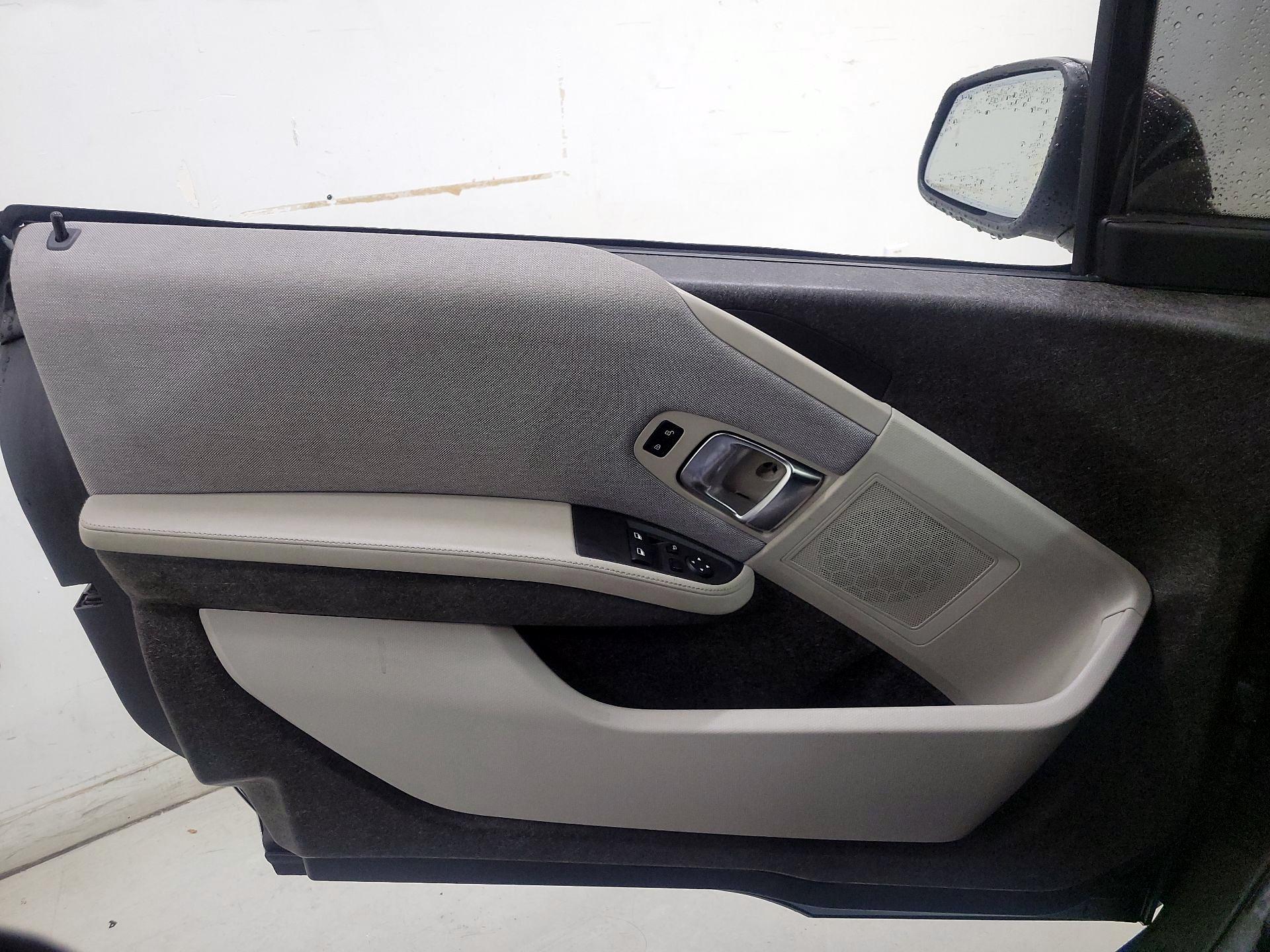 Thumbnail: 2016 BMW i3 - 12