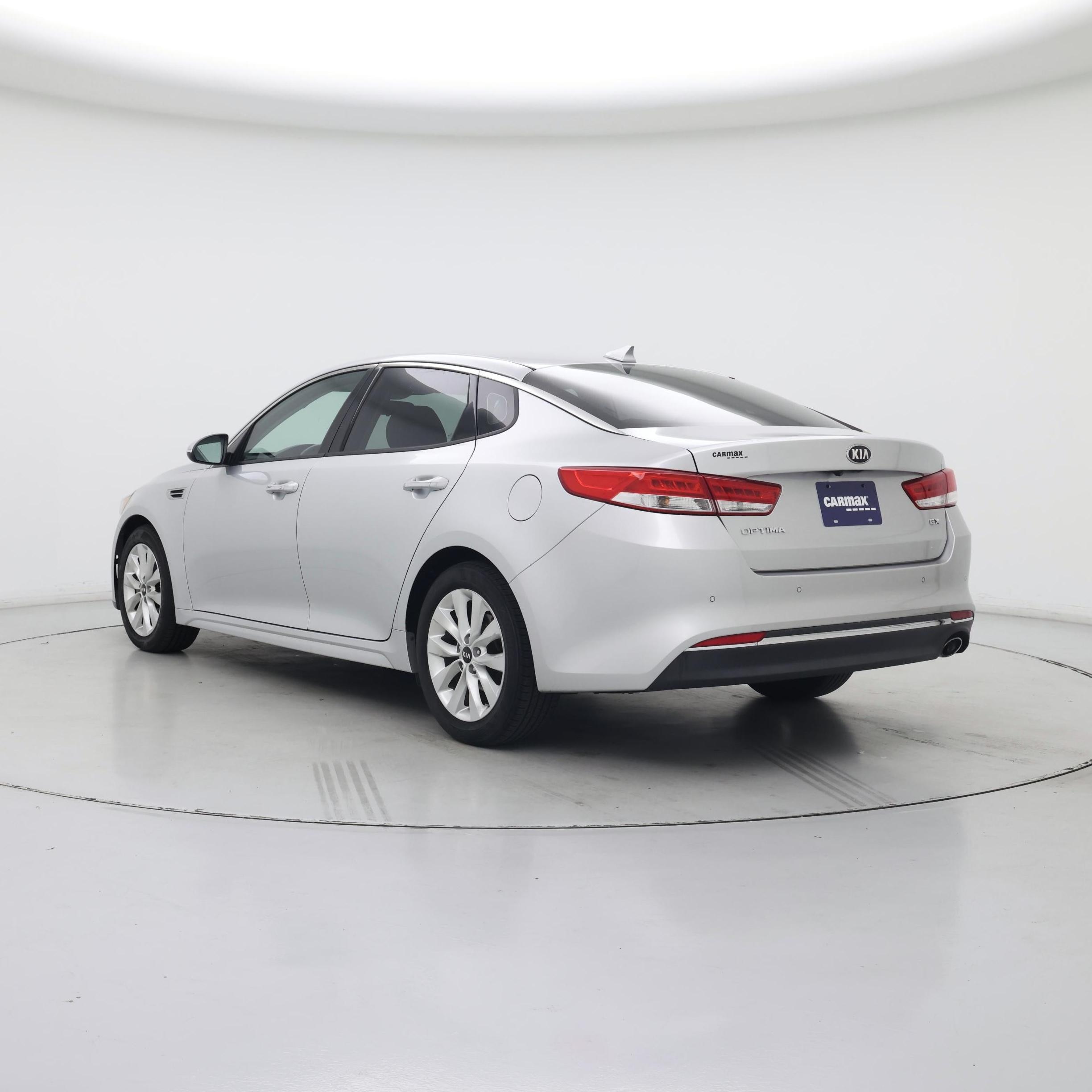 Thumbnail: 2018 Kia Optima - 2