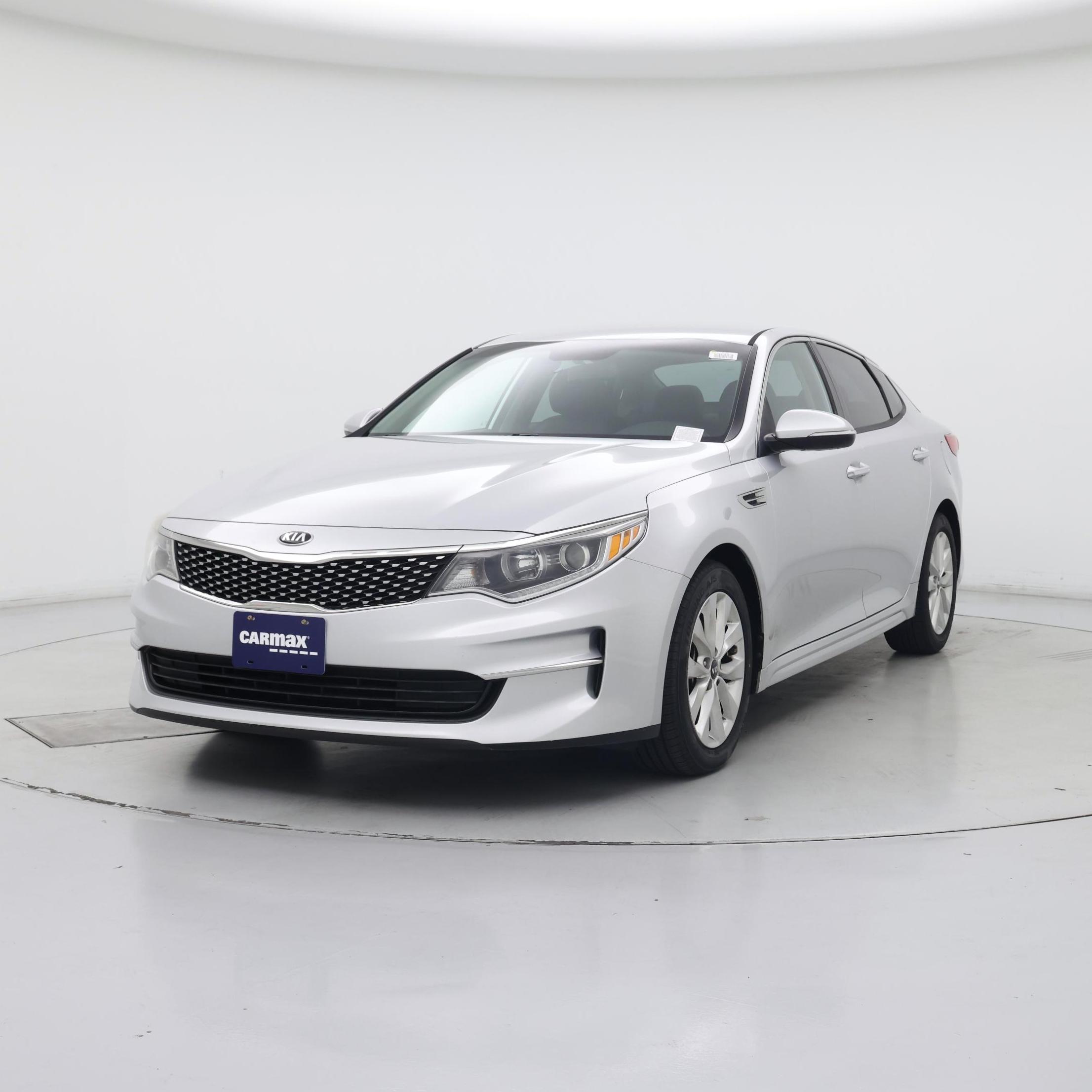 Thumbnail: 2018 Kia Optima - 4