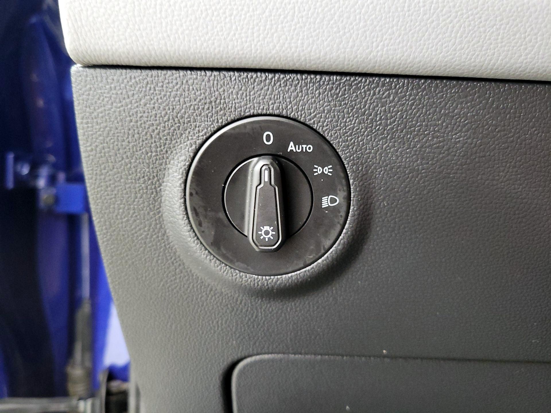 Thumbnail: 2023 Volkswagen Taos - 13