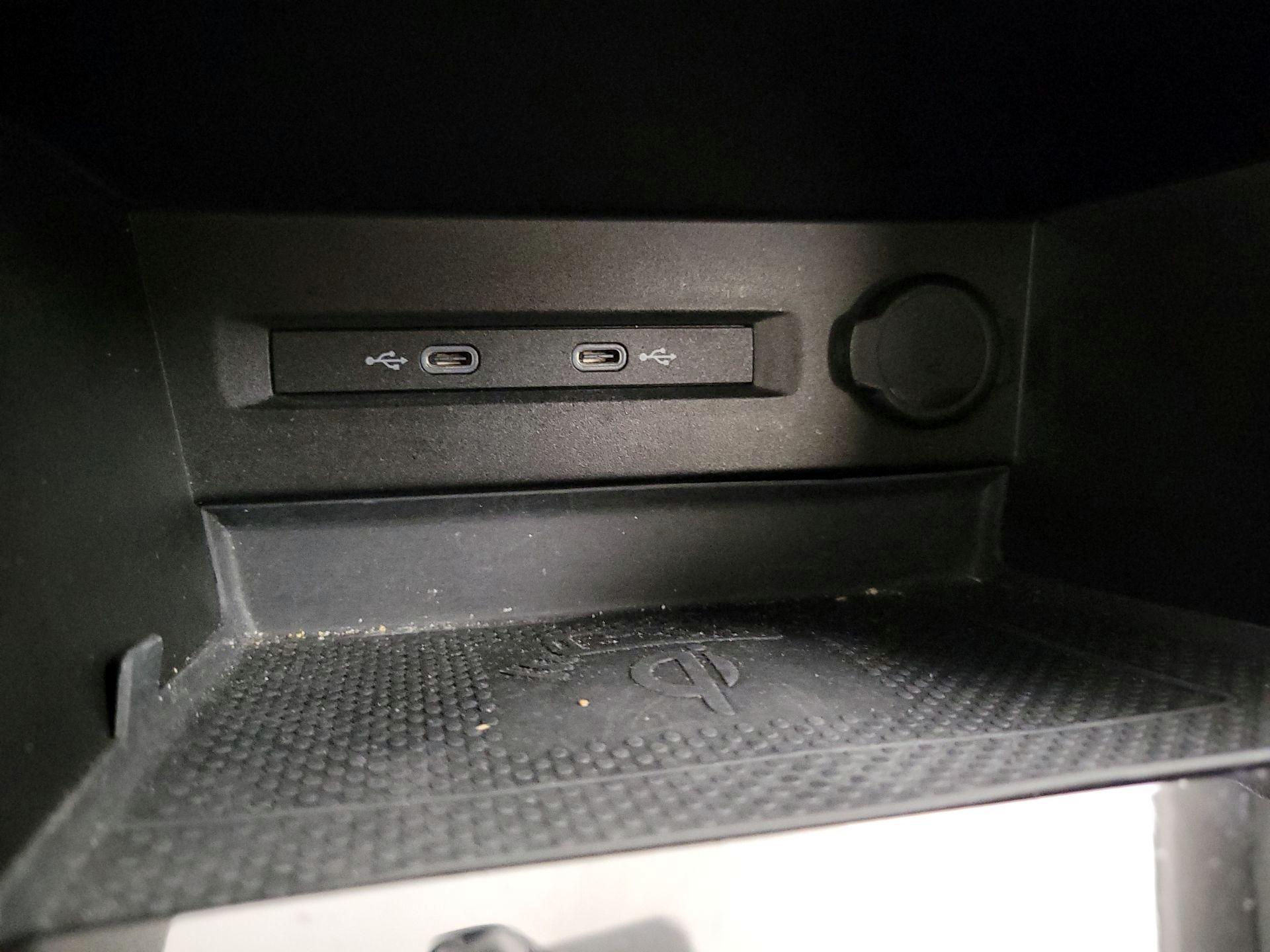 Thumbnail: 2023 Volkswagen Taos - 18