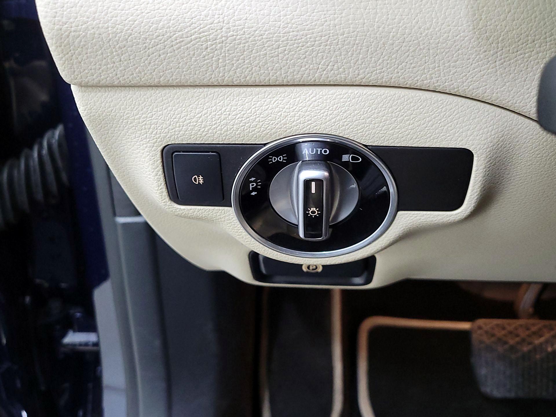 Thumbnail: 2017 Mercedes-Benz CLA - 13