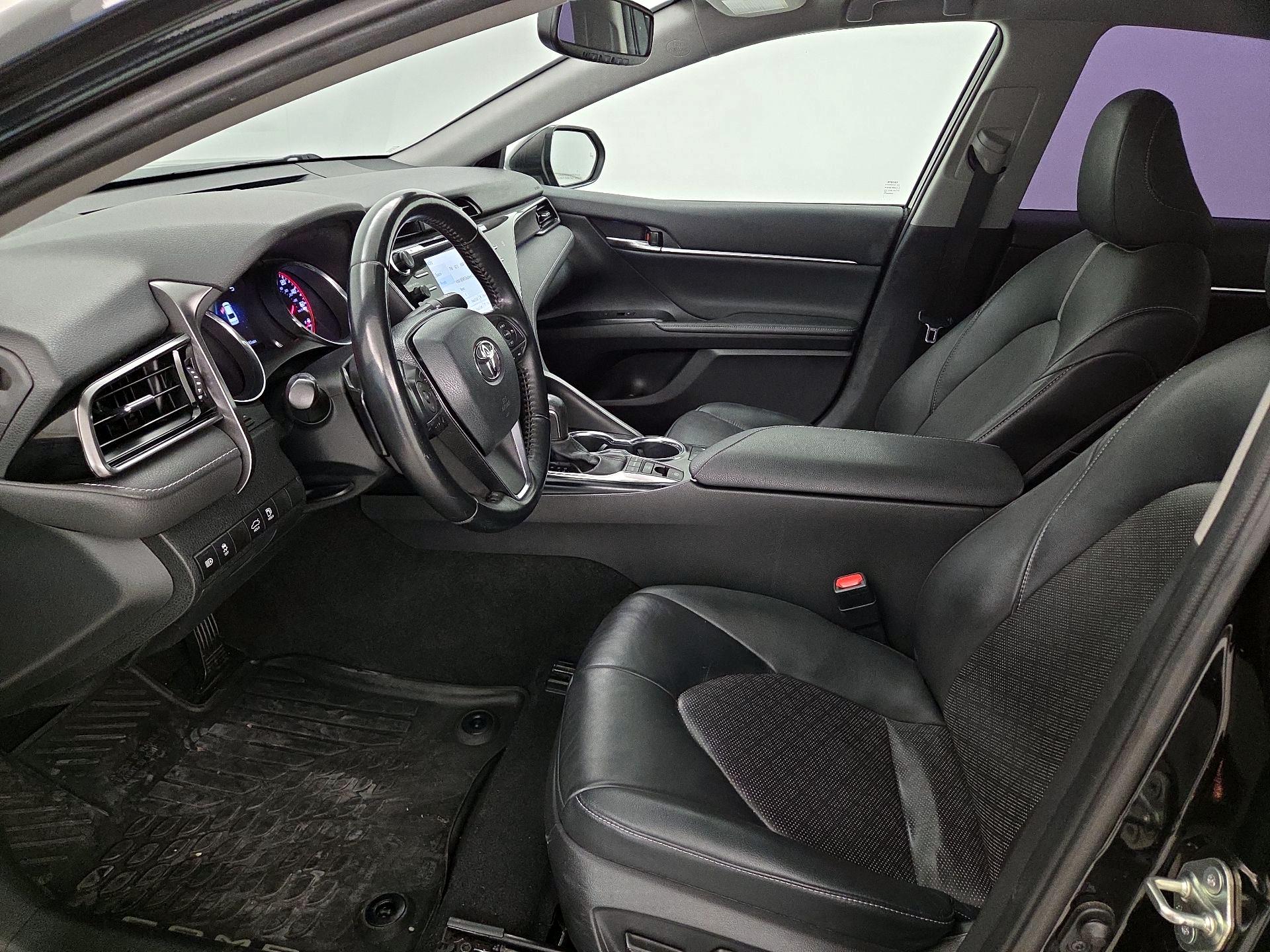 Thumbnail: 2020 Toyota Camry - 11