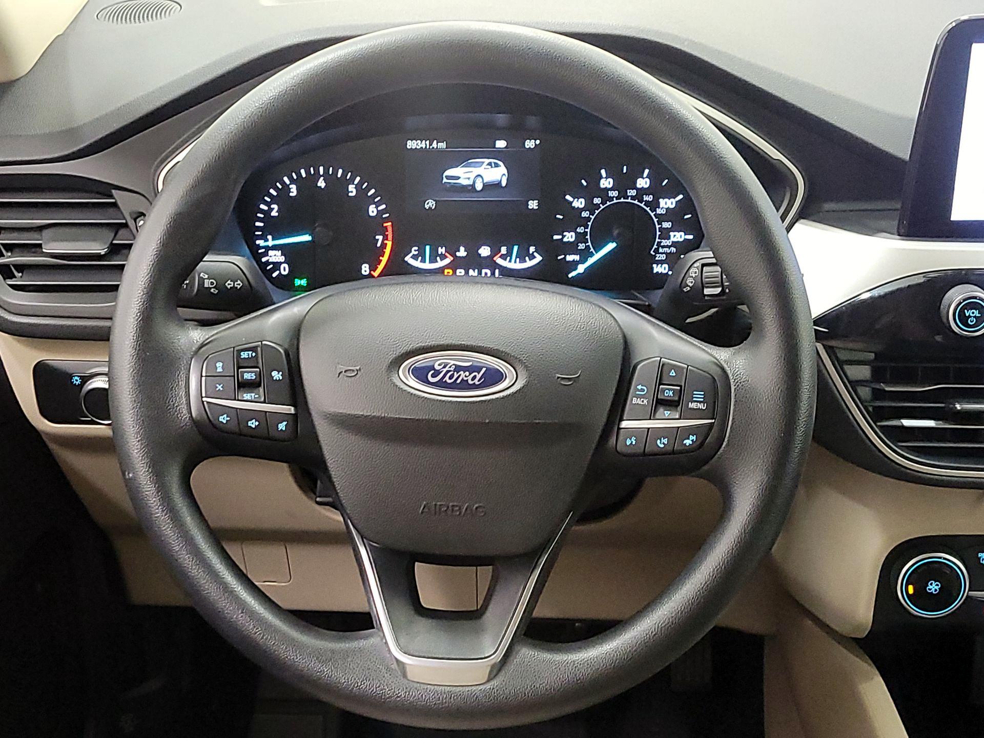 Thumbnail: 2020 Ford Escape - 10