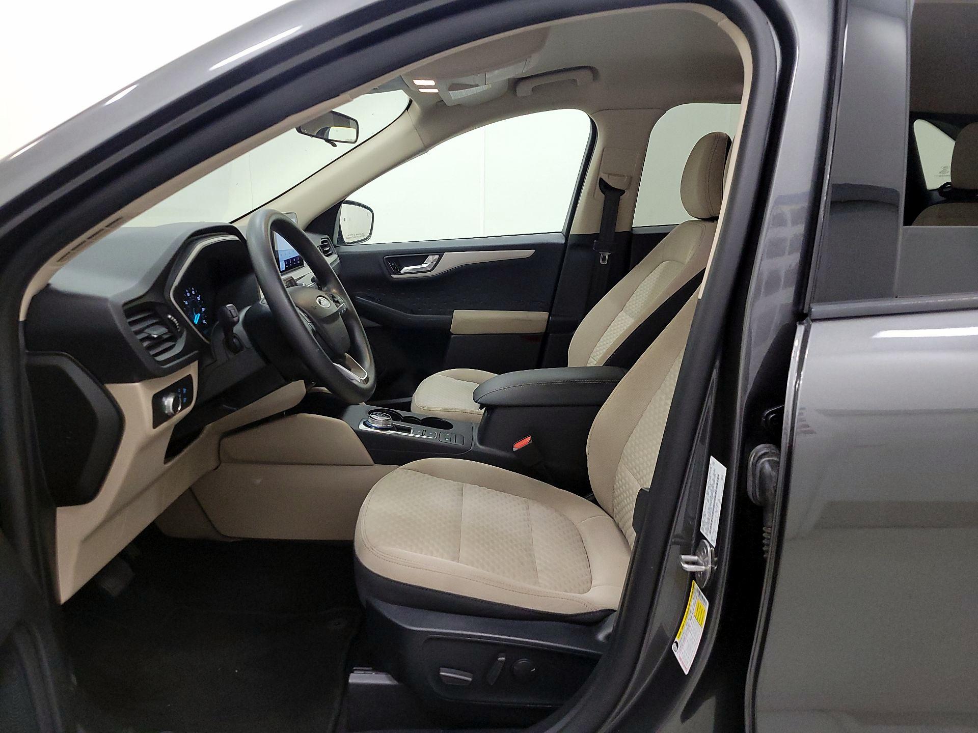 Thumbnail: 2020 Ford Escape - 11