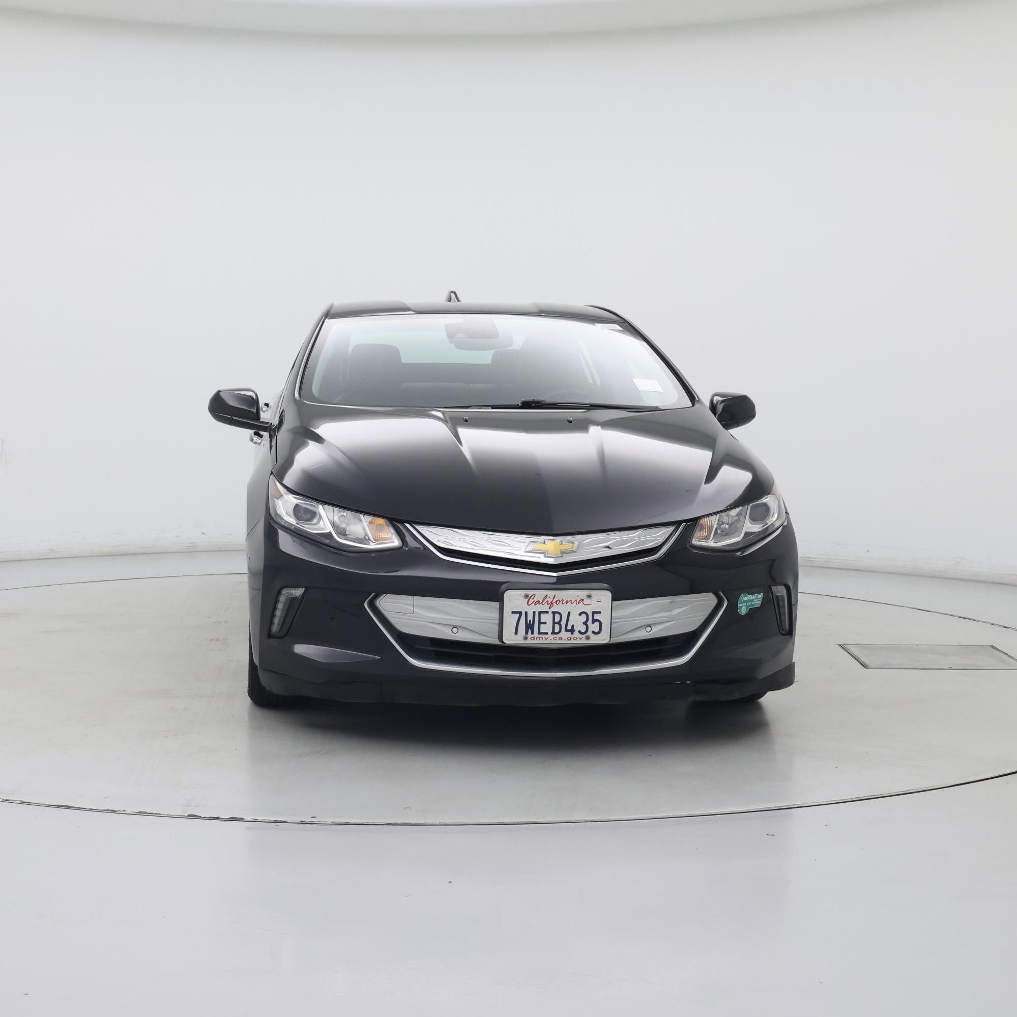 Thumbnail: 2017 Chevrolet Volt - 5