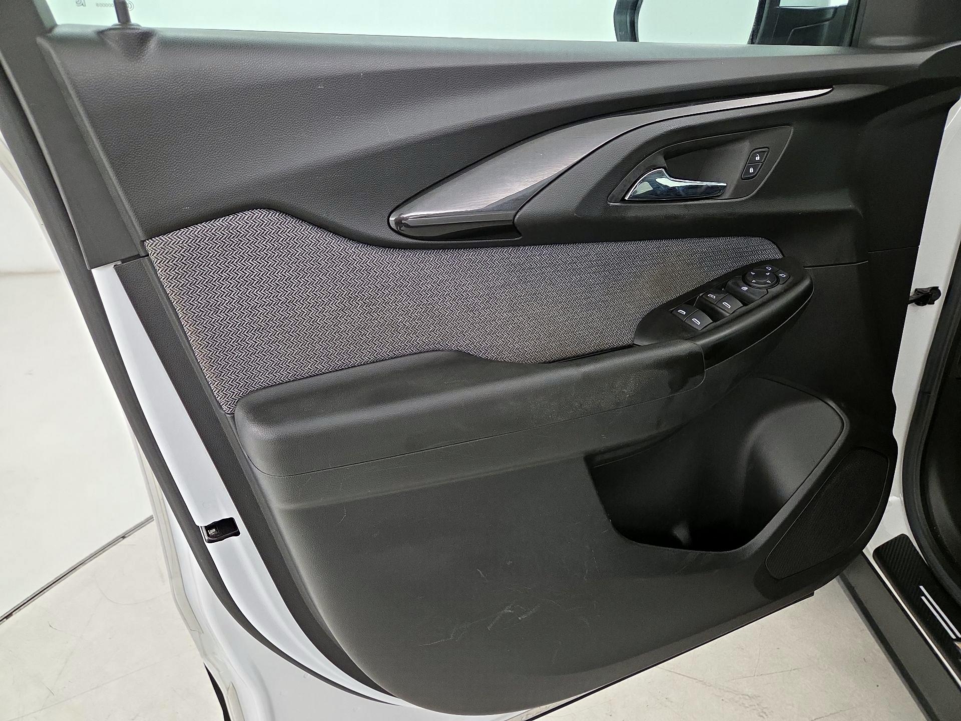 Thumbnail: 2022 Chevrolet TrailBlazer - 12