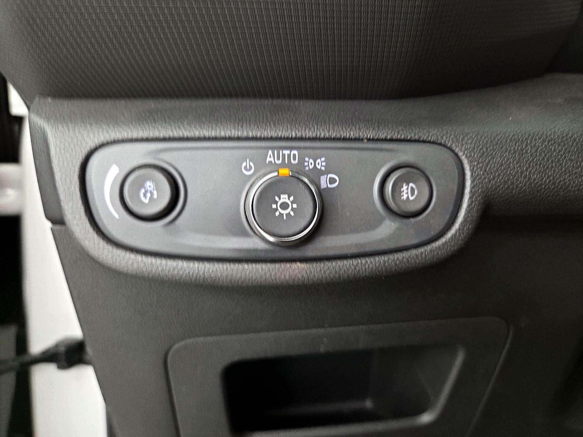 Thumbnail: 2022 Chevrolet TrailBlazer - 13