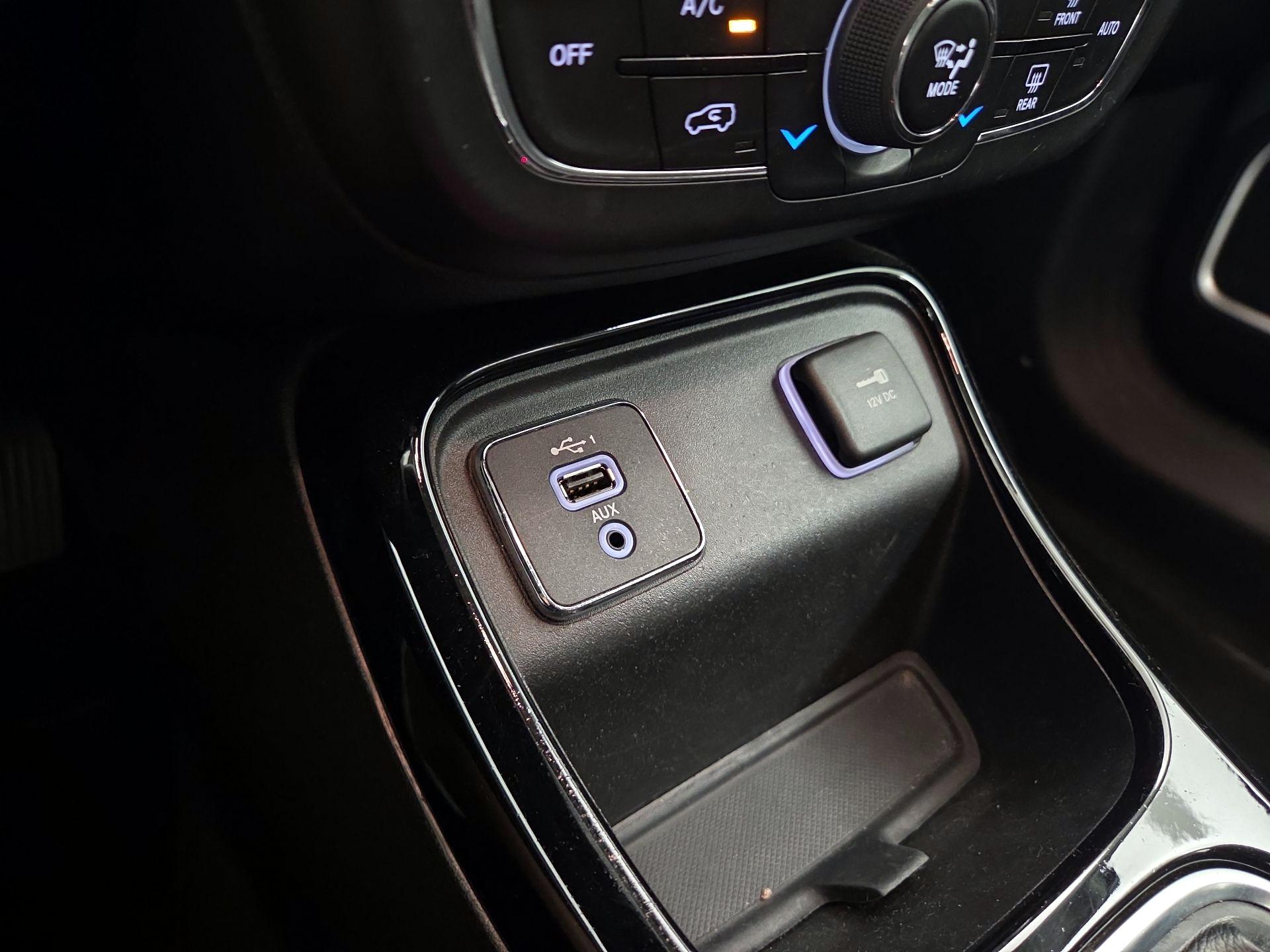 Thumbnail: 2019 Jeep Compass - 18