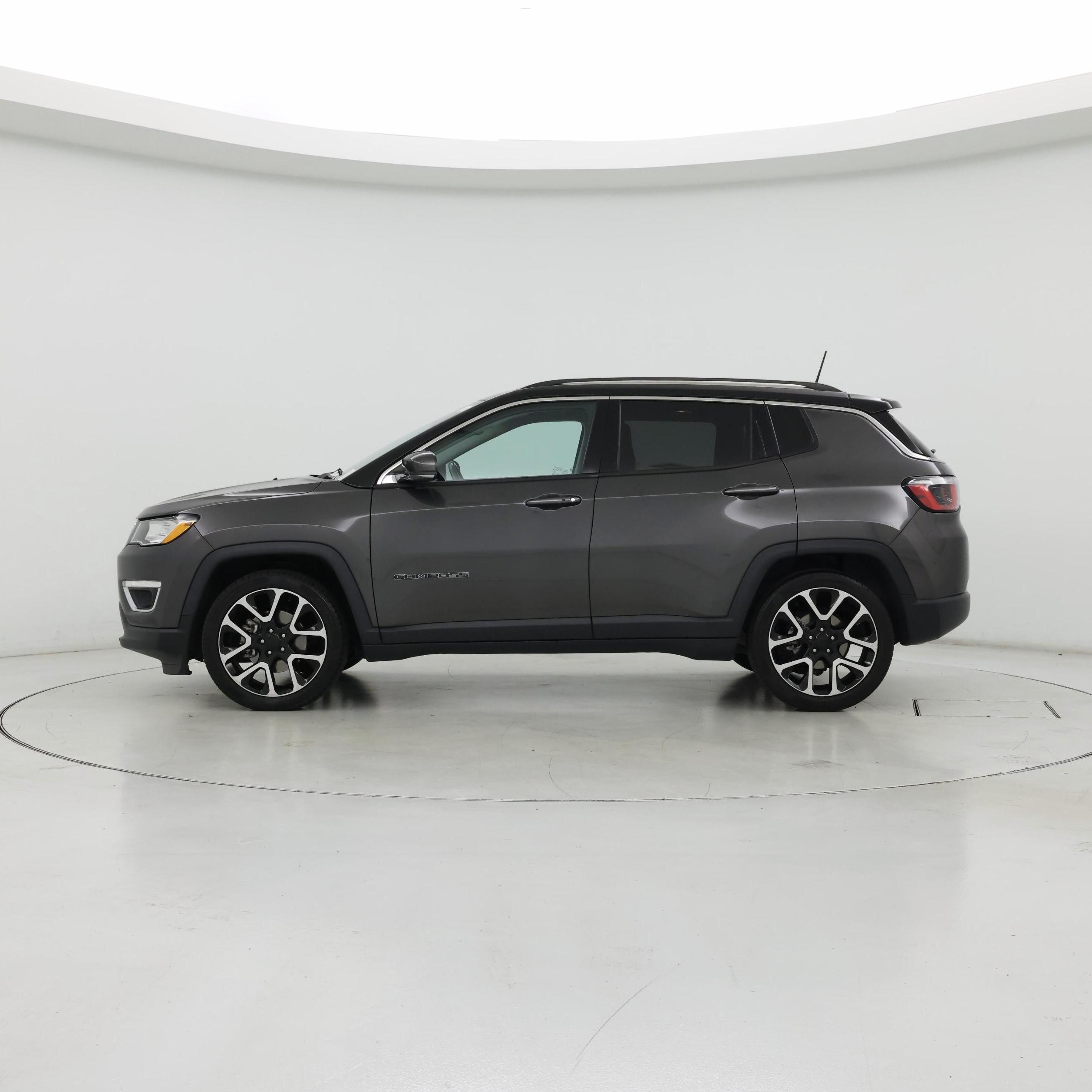 Thumbnail: 2019 Jeep Compass - 3