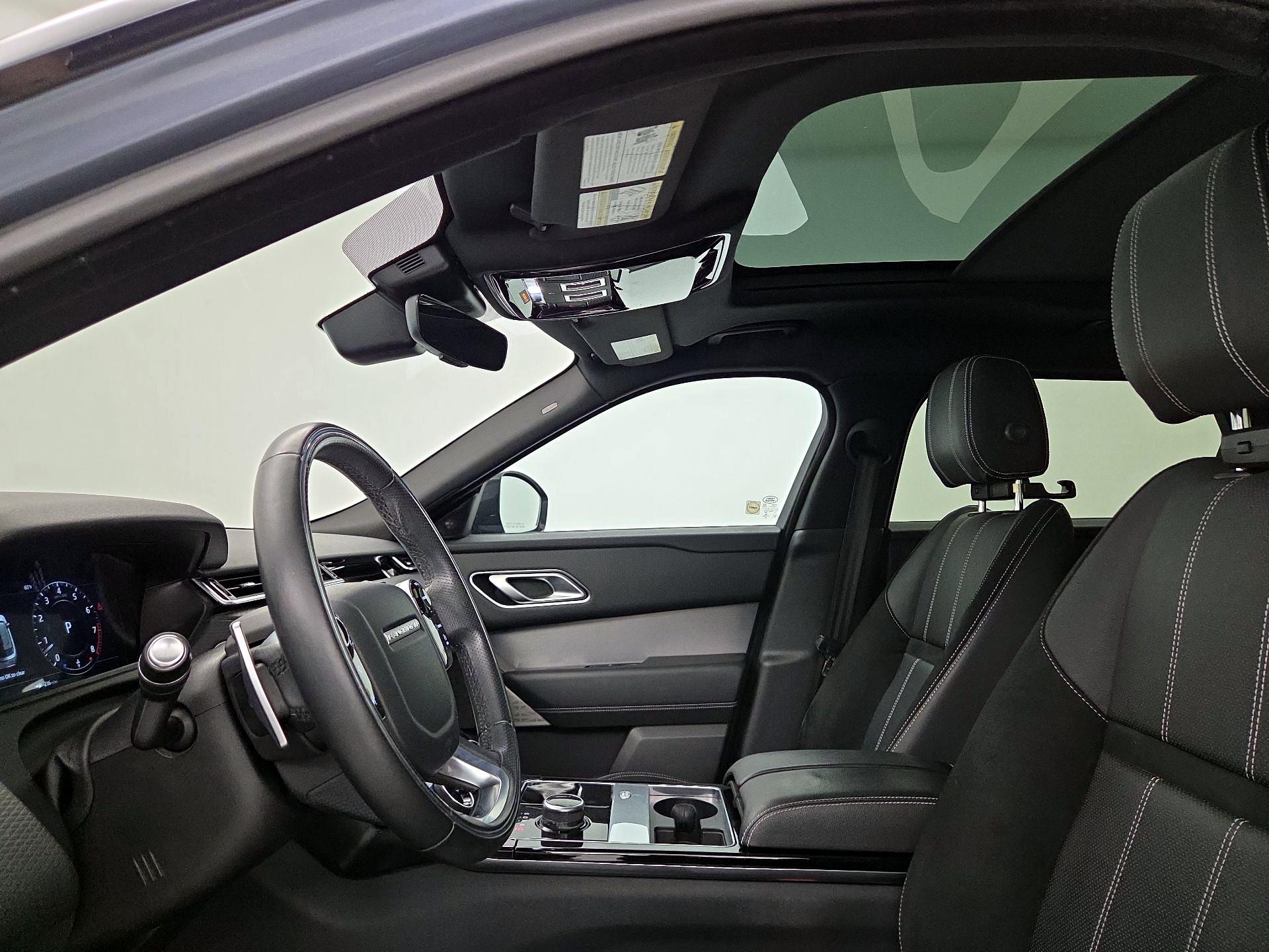 Thumbnail: 2019 Land Rover Range Rover Velar - 20