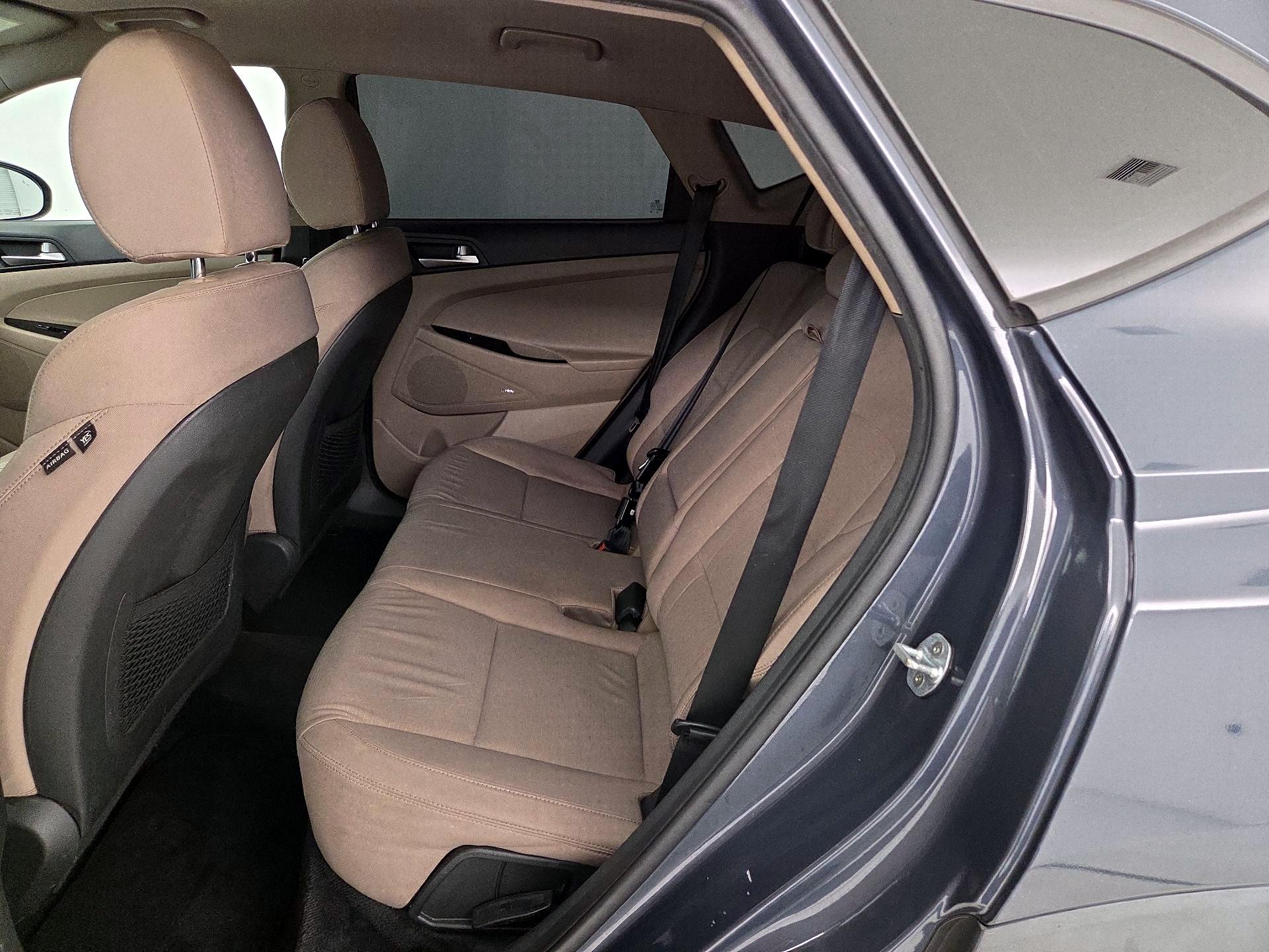 Thumbnail: 2020 Hyundai Tucson - 19