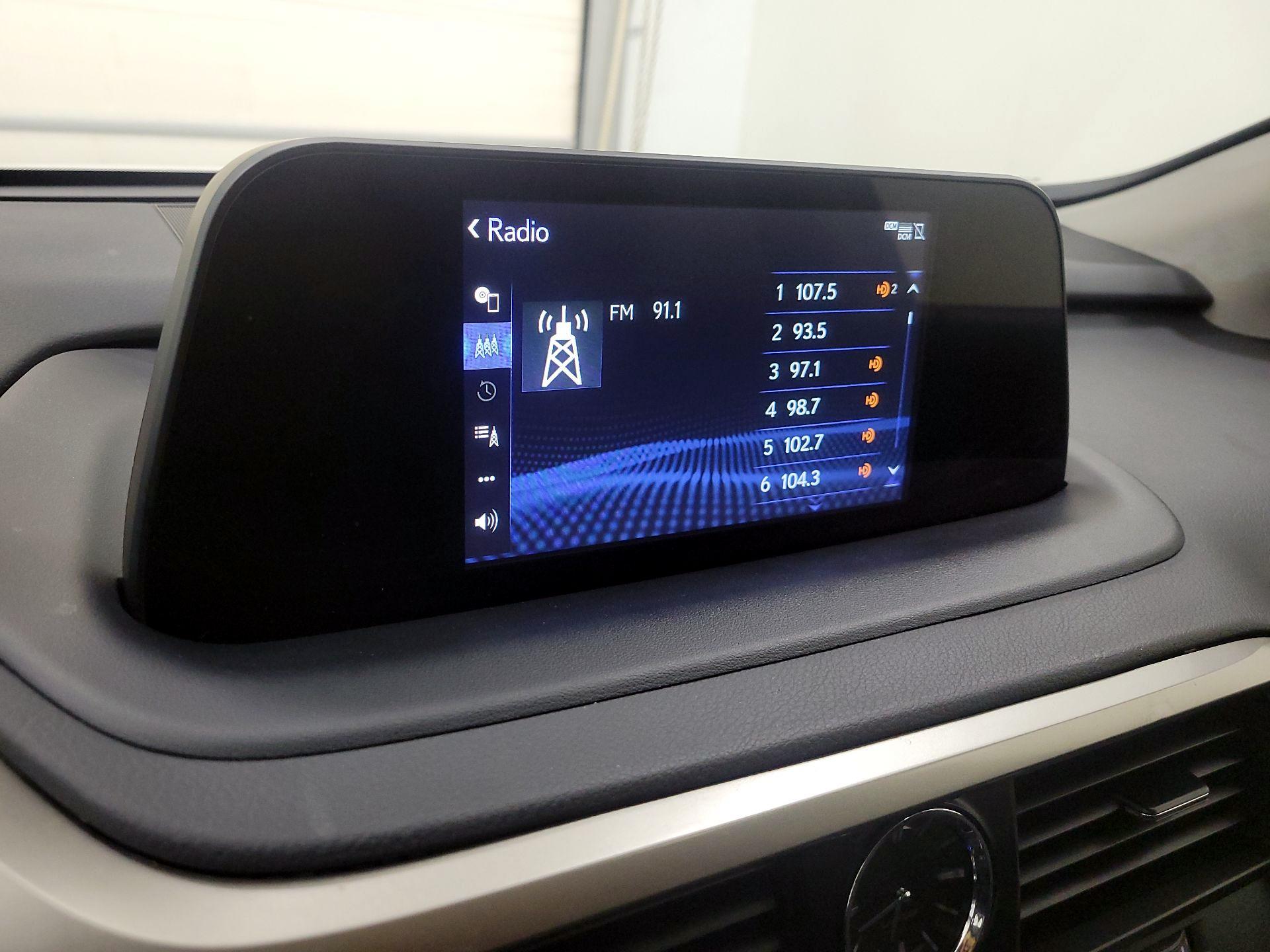 Thumbnail: 2022 Lexus RX - 15