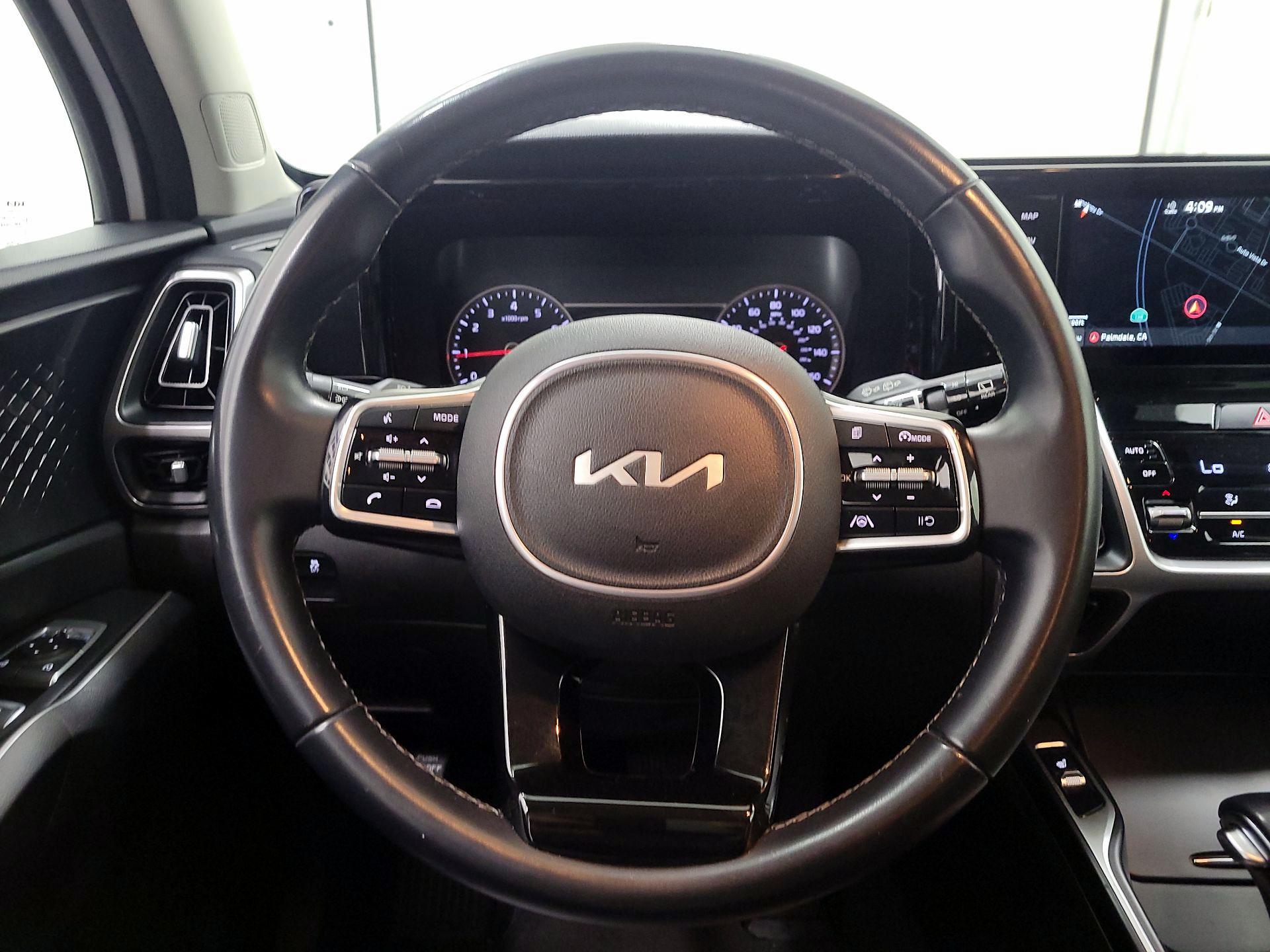 Thumbnail: 2022 Kia Sorento - 10