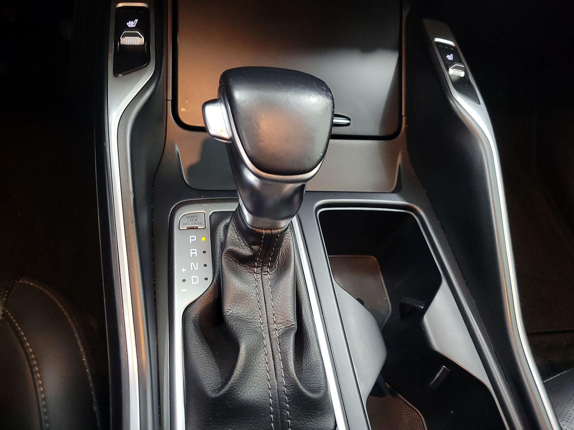 Thumbnail: 2022 Kia Sorento - 18