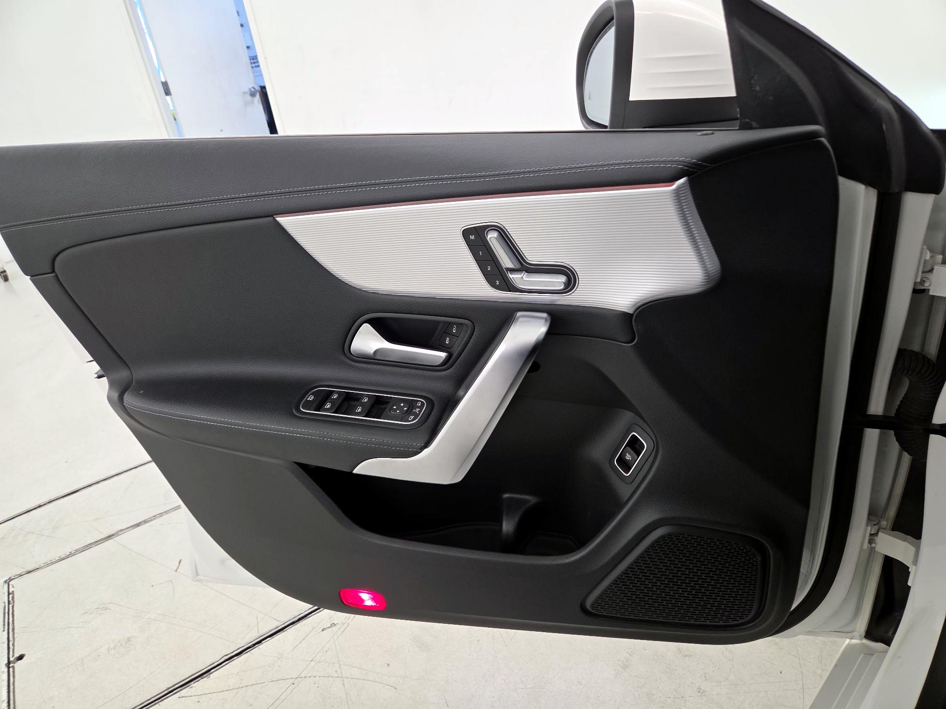 Thumbnail: 2020 Mercedes-Benz CLA - 12