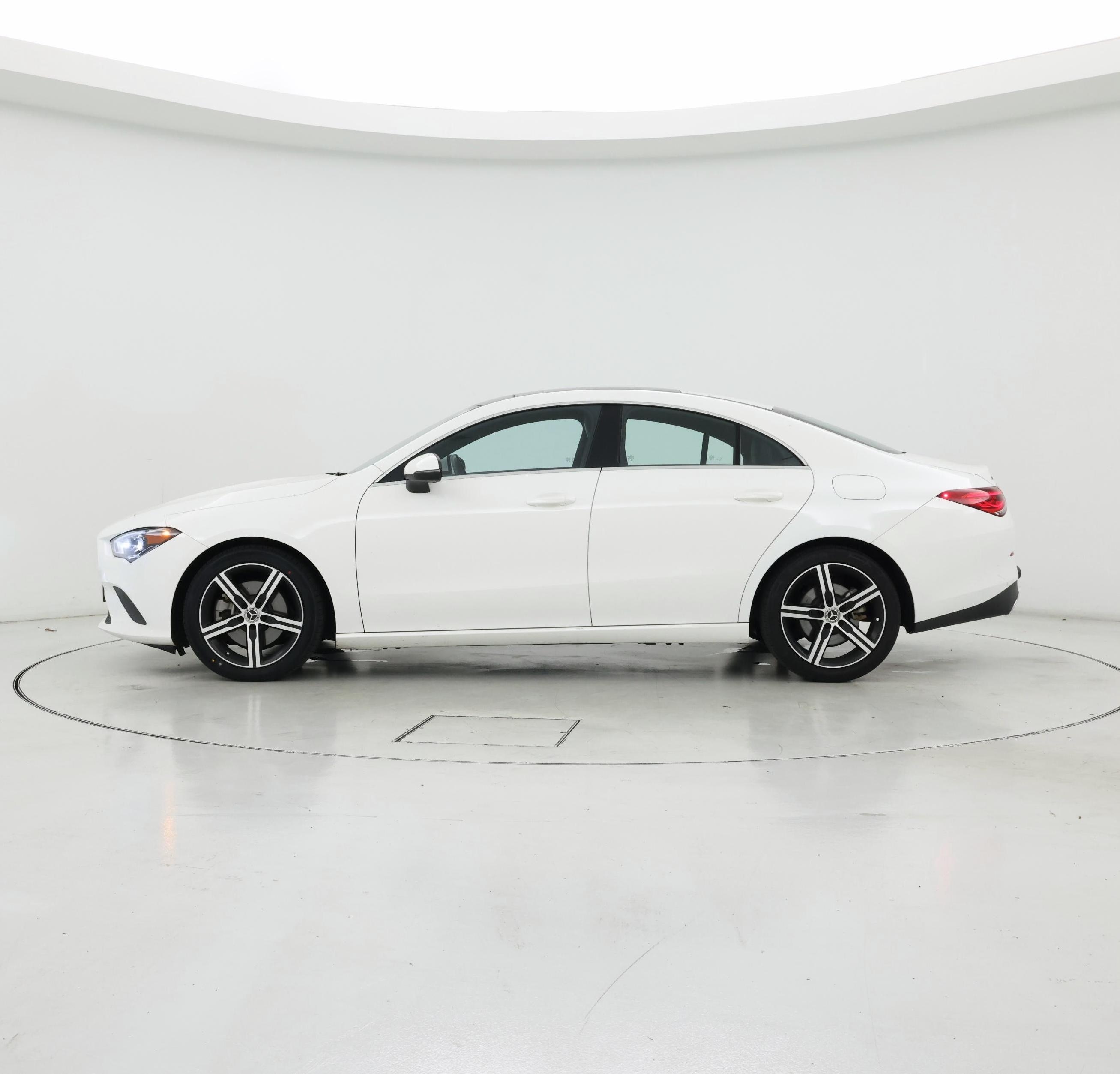 Thumbnail: 2020 Mercedes-Benz CLA - 3