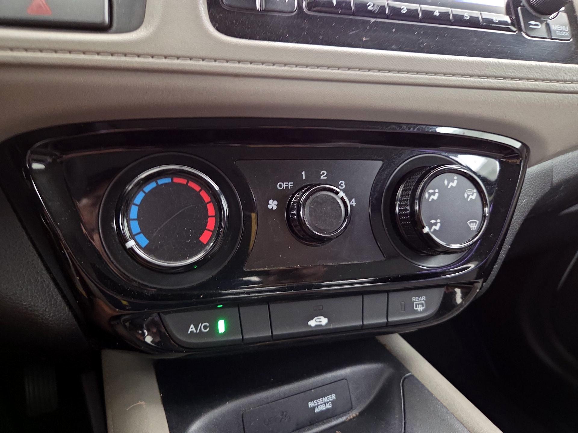 Thumbnail: 2018 Honda HR-V - 16