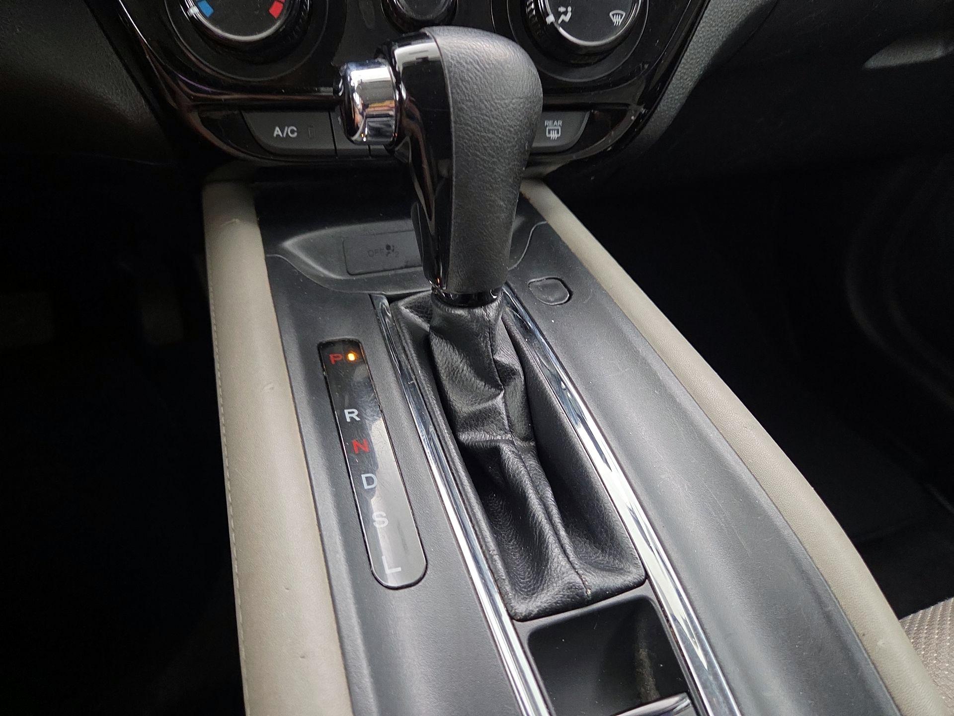 Thumbnail: 2018 Honda HR-V - 17