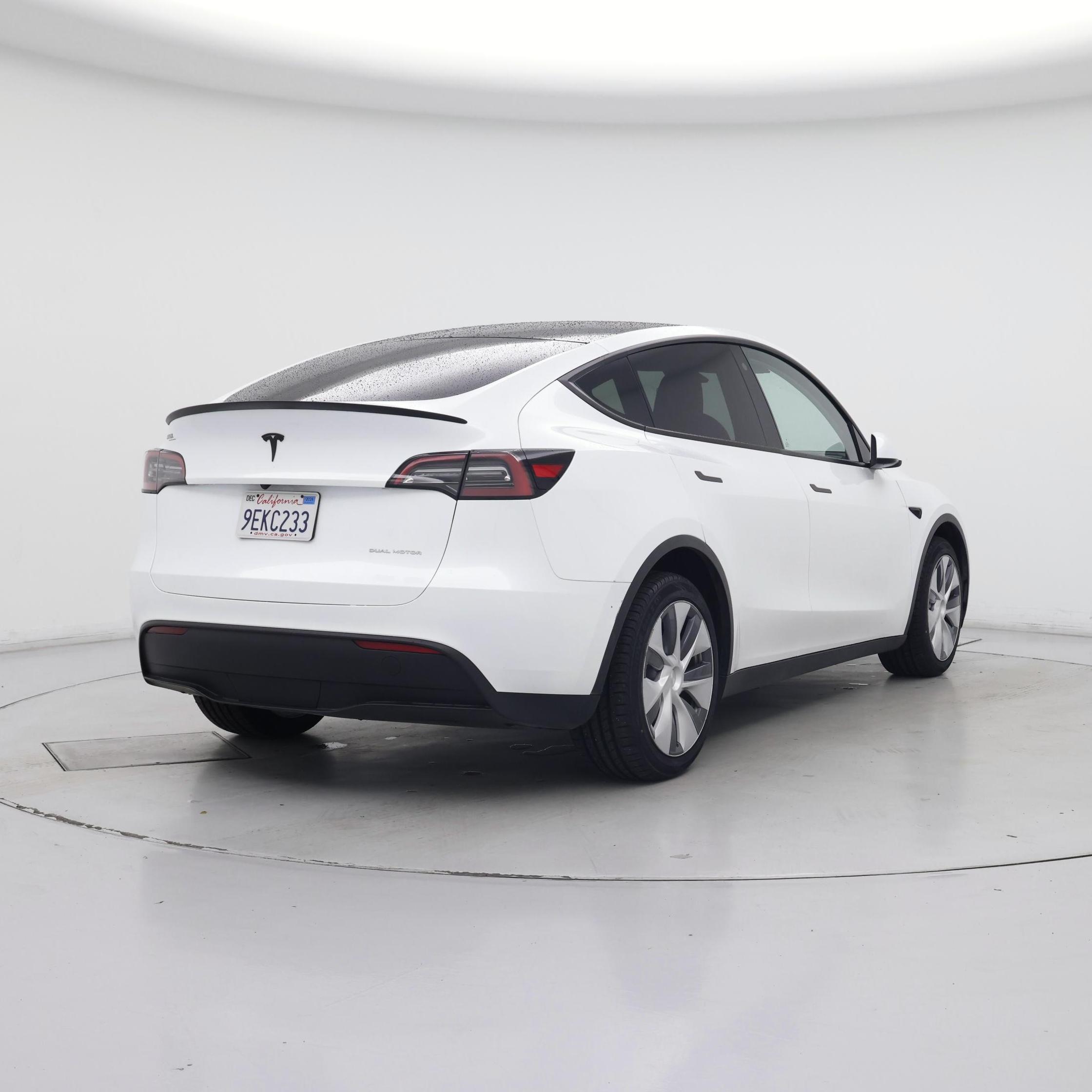 Thumbnail: 2023 Tesla Model Y - 8