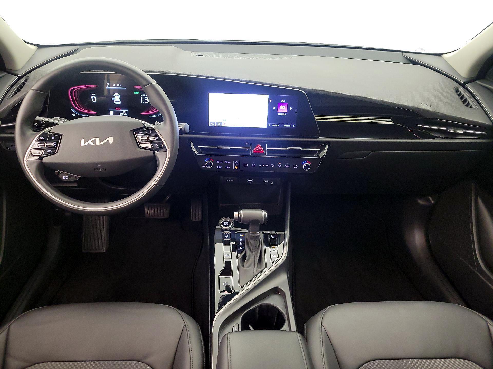 Thumbnail: 2023 Kia Niro - 9