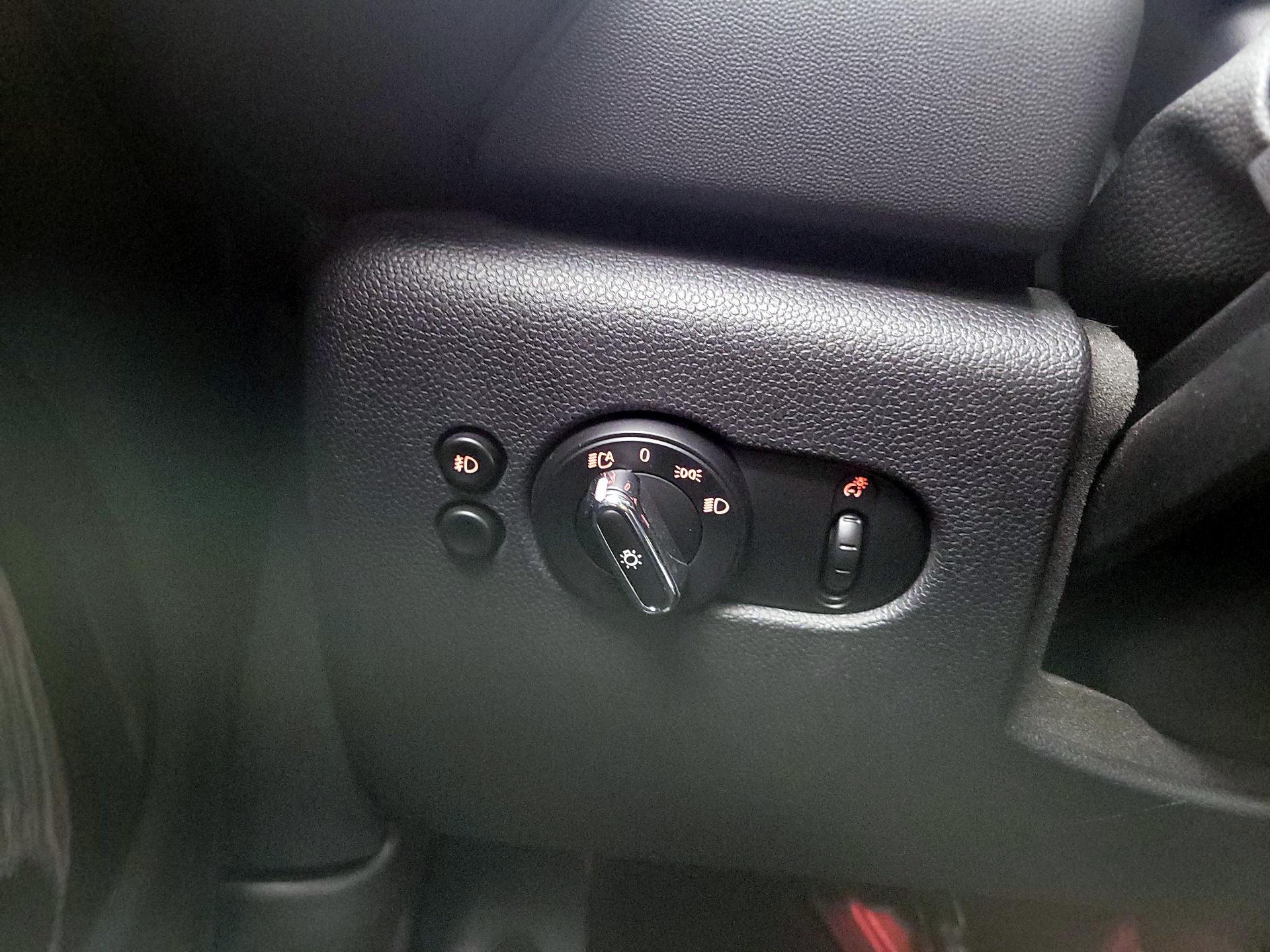 Thumbnail: 2021 MINI Cooper Hardtop - 13