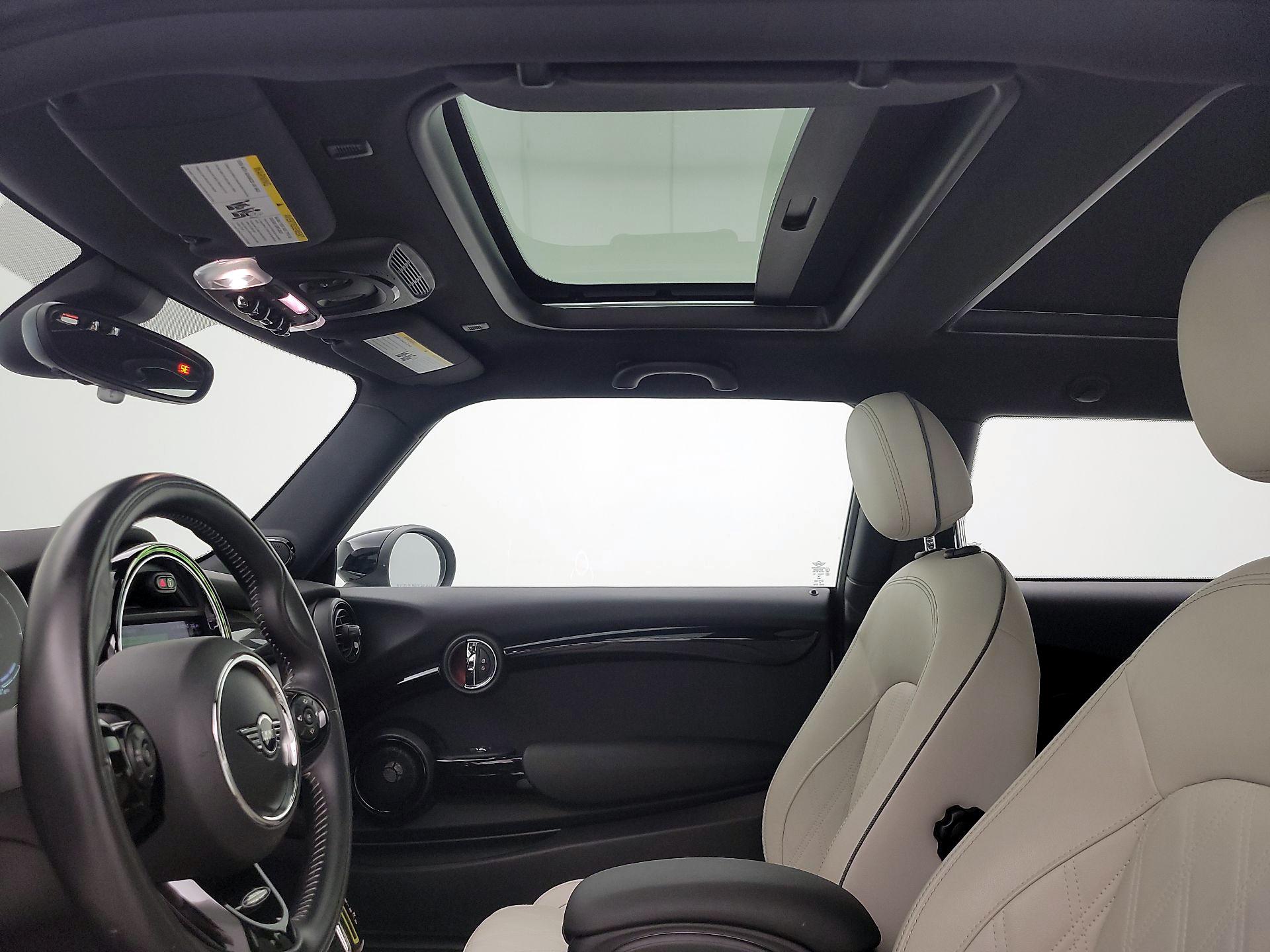 Thumbnail: 2021 MINI Cooper Hardtop - 20