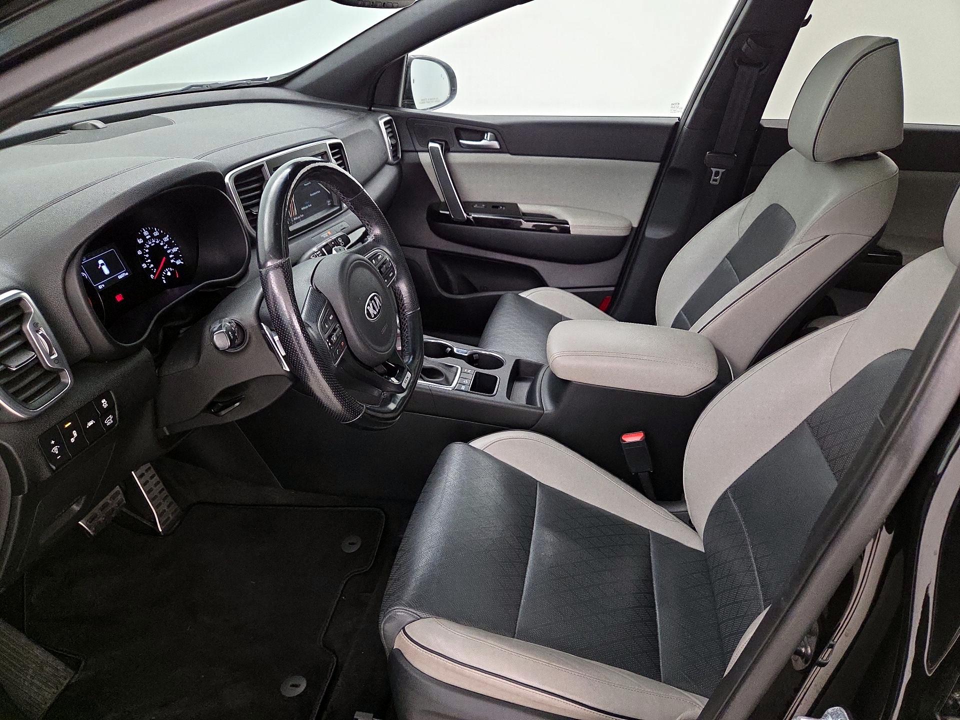 Thumbnail: 2017 Kia Sportage - 11