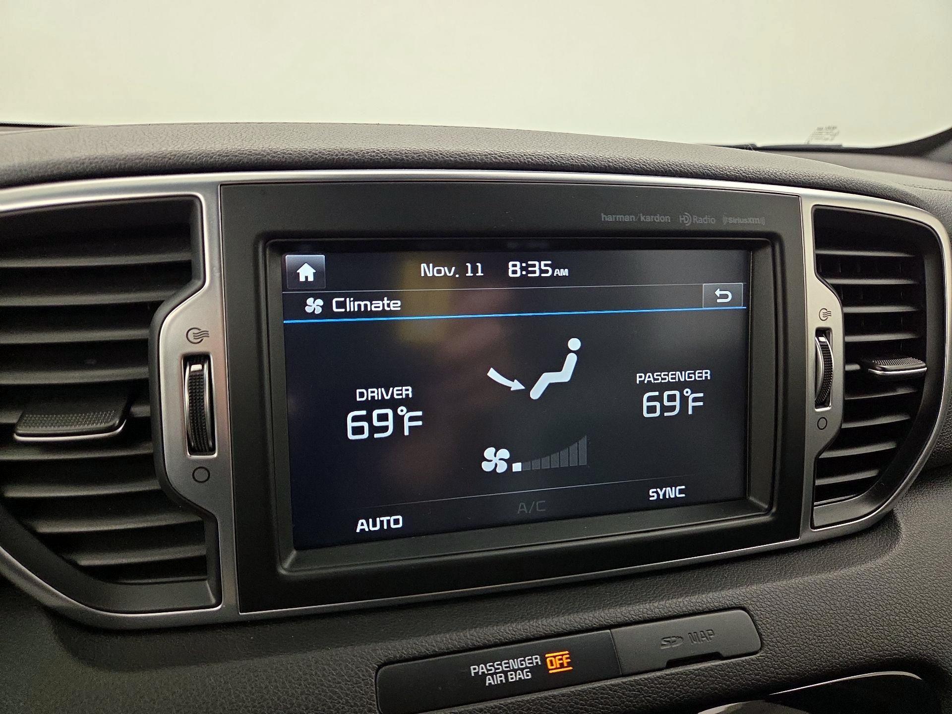 Thumbnail: 2017 Kia Sportage - 17