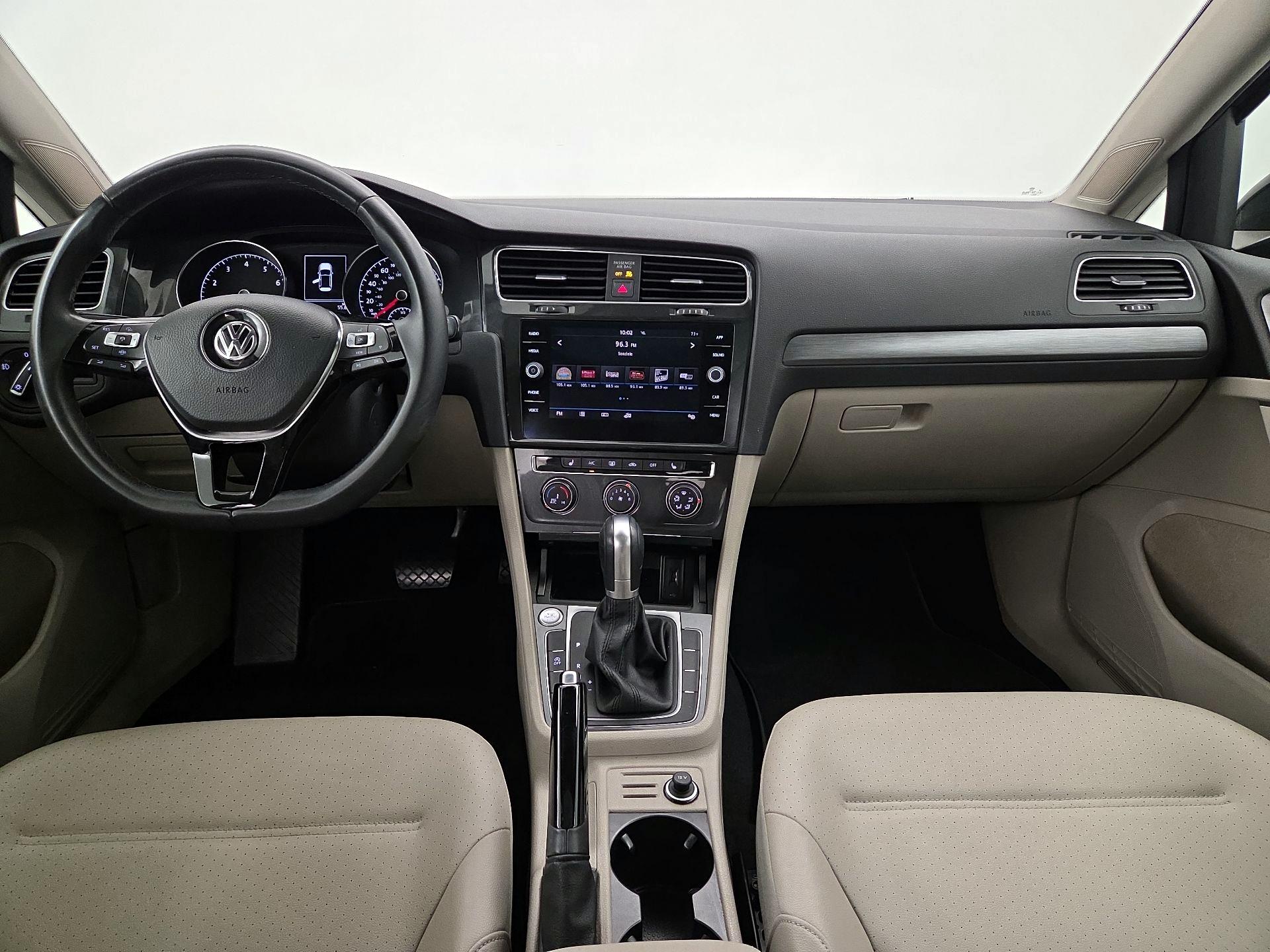 Thumbnail: 2019 Volkswagen Golf - 9