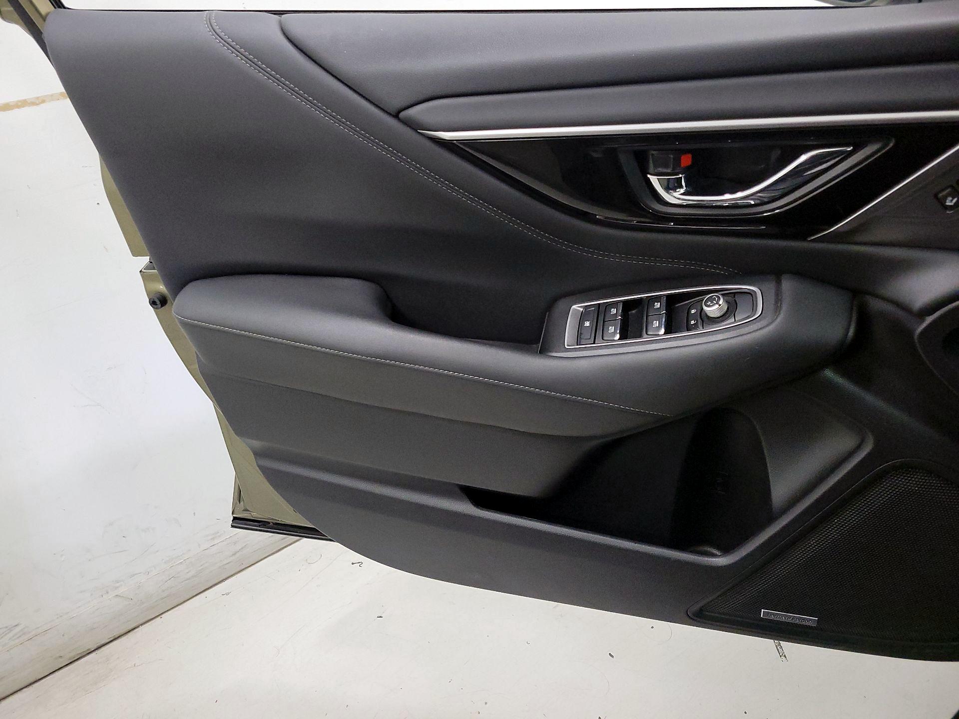 Thumbnail: 2022 Subaru Outback - 12