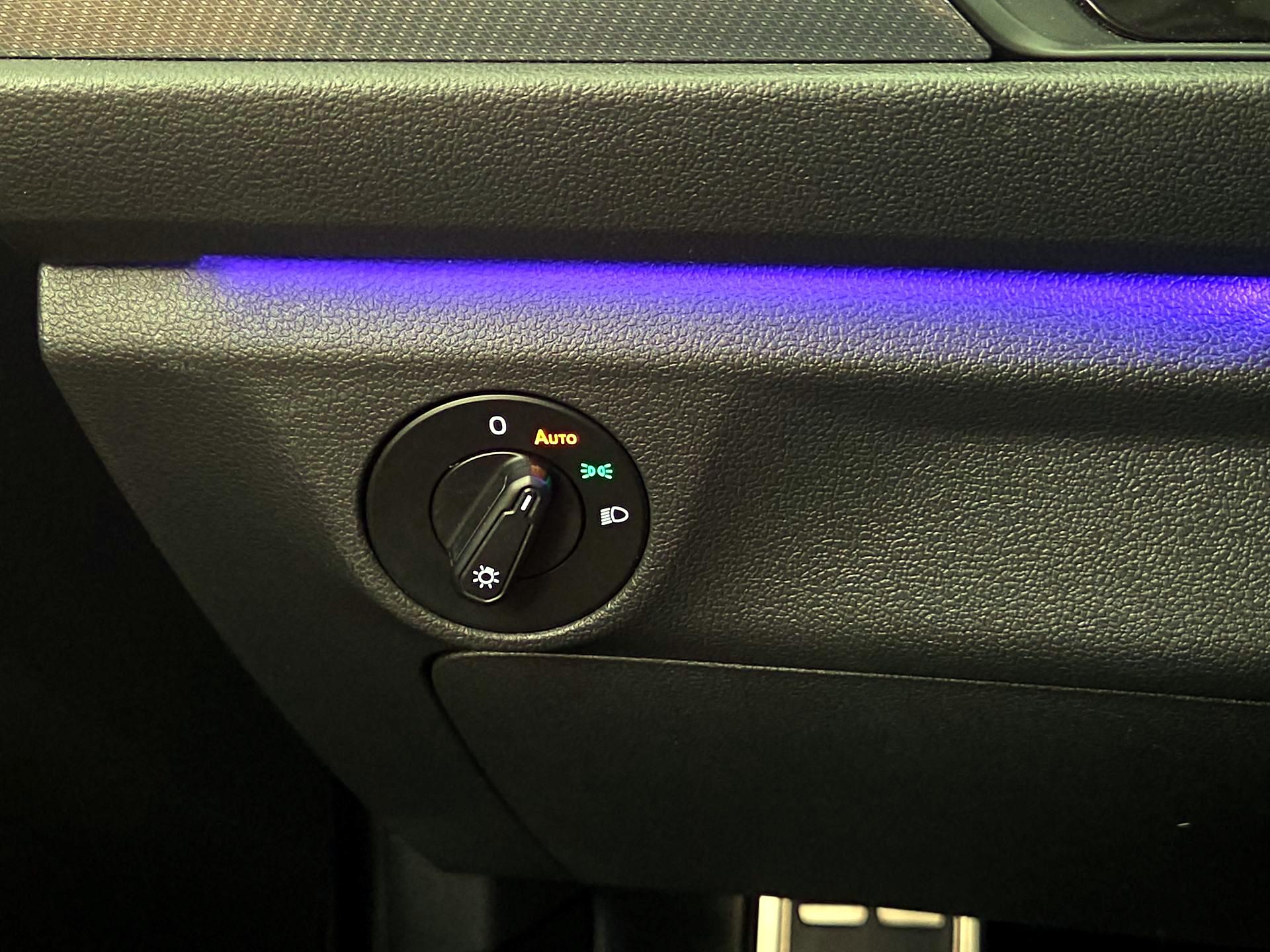 Thumbnail: 2019 Volkswagen Jetta - 13