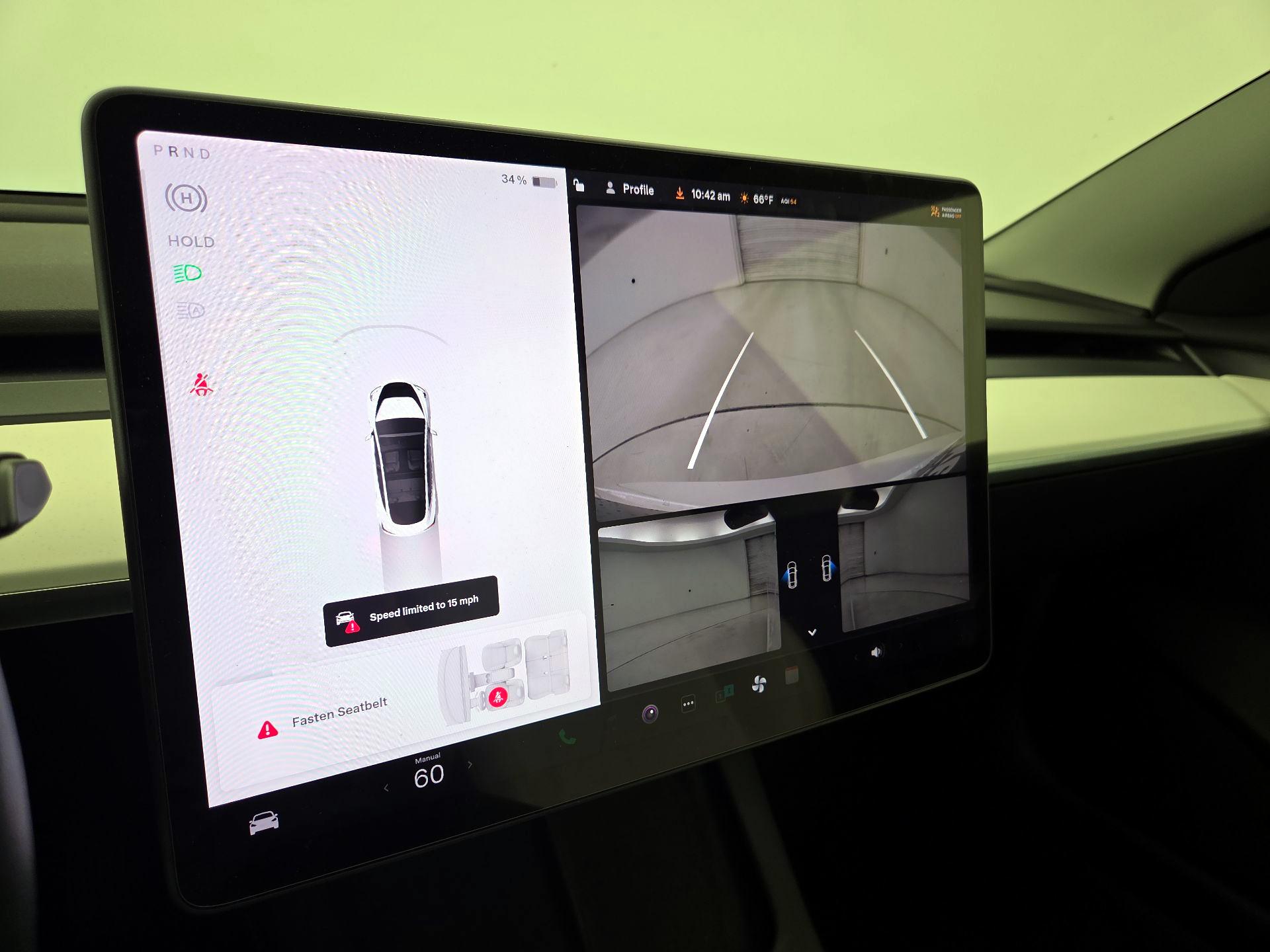 Thumbnail: 2022 Tesla Model 3 - 14