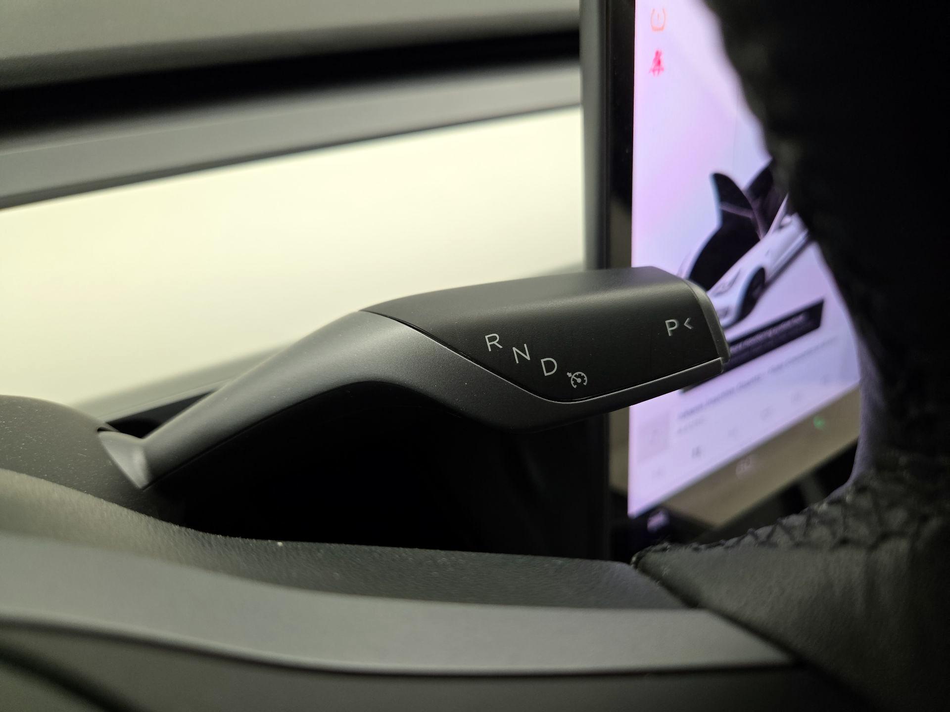 Thumbnail: 2022 Tesla Model 3 - 17