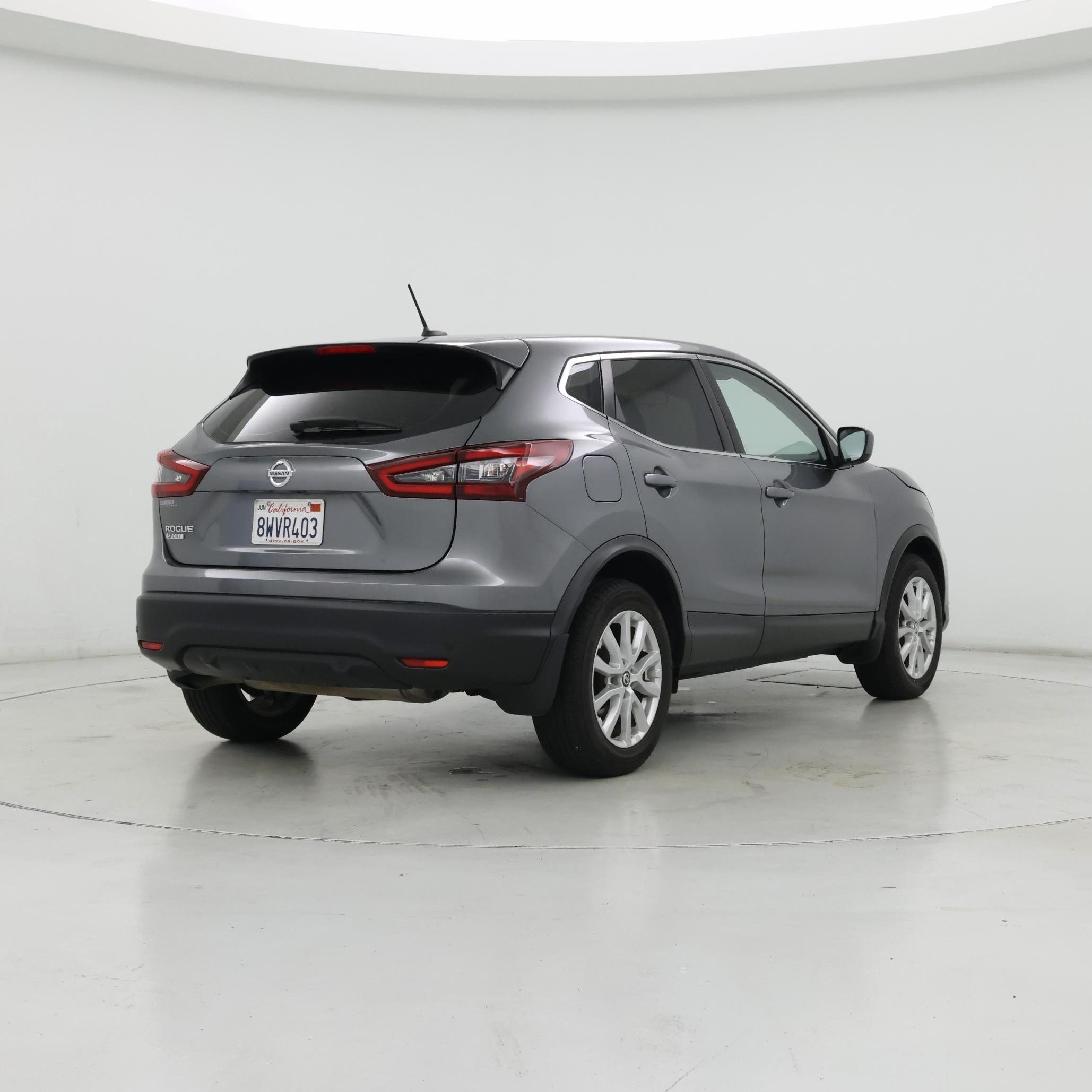 Thumbnail: 2021 Nissan Rogue Sport - 8