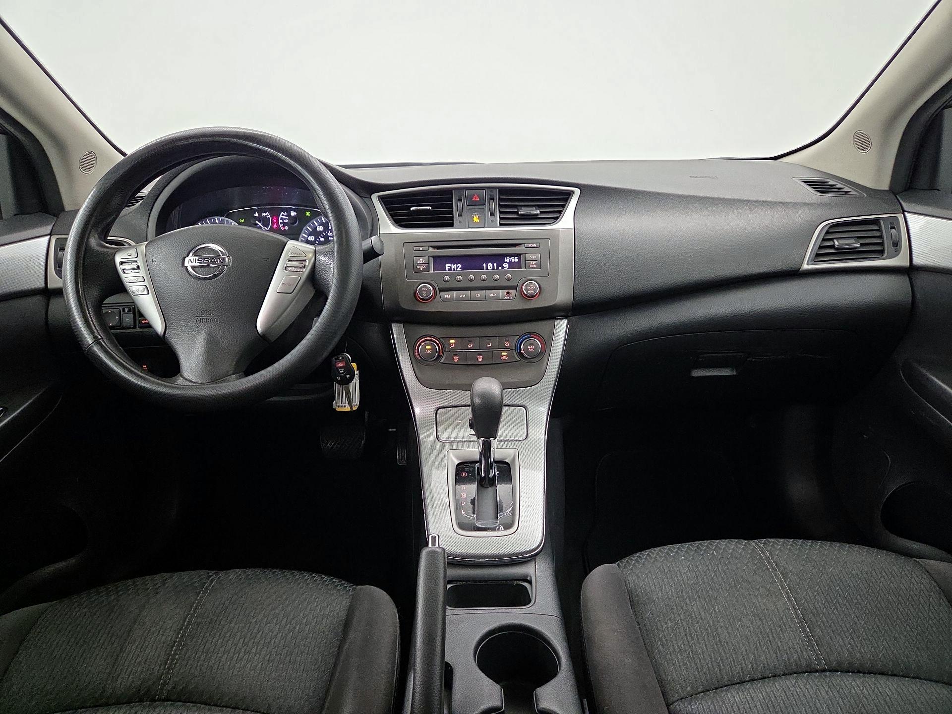 Thumbnail: 2014 Nissan Sentra - 9