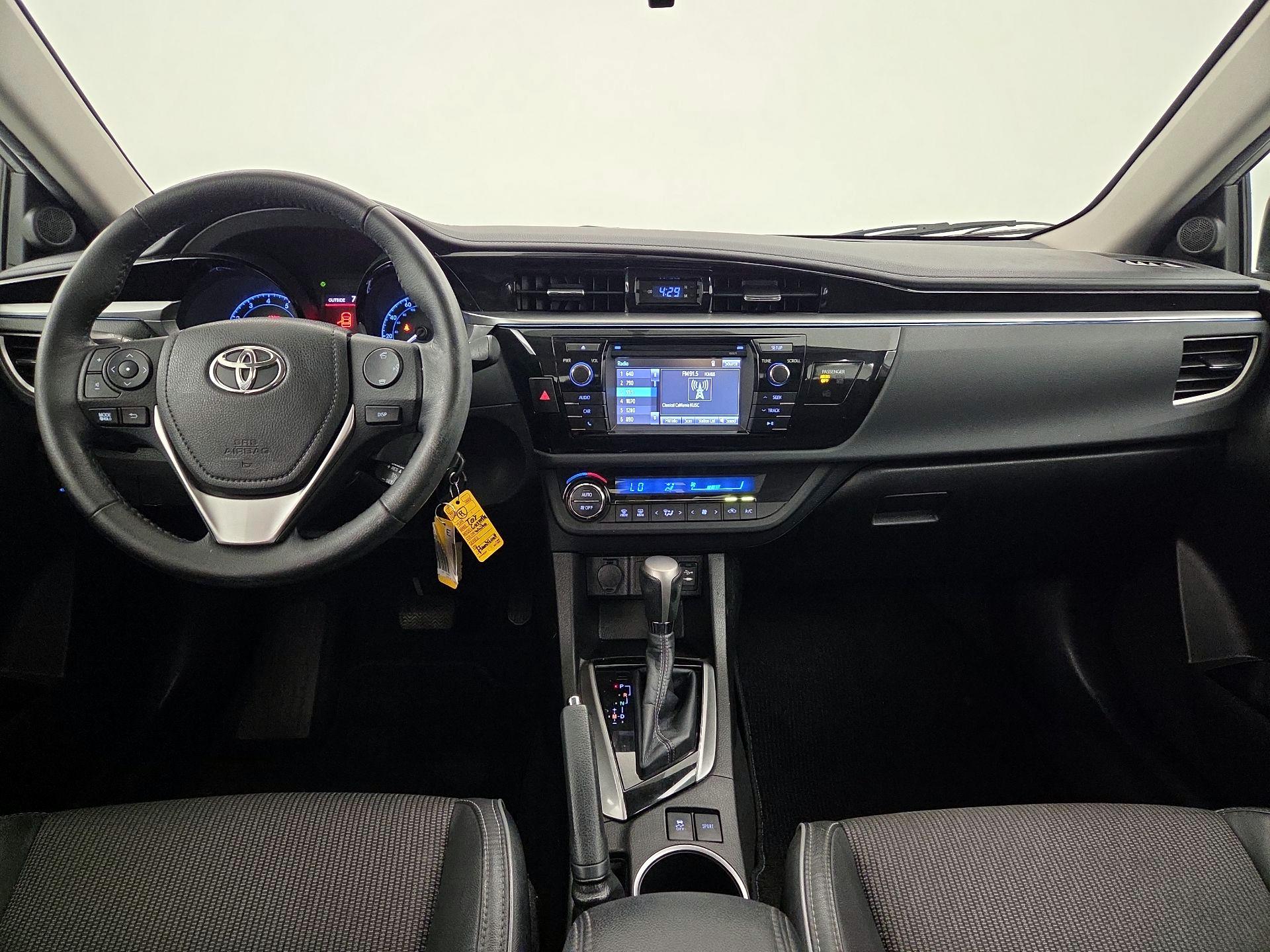 Thumbnail: 2016 Toyota Corolla - 9